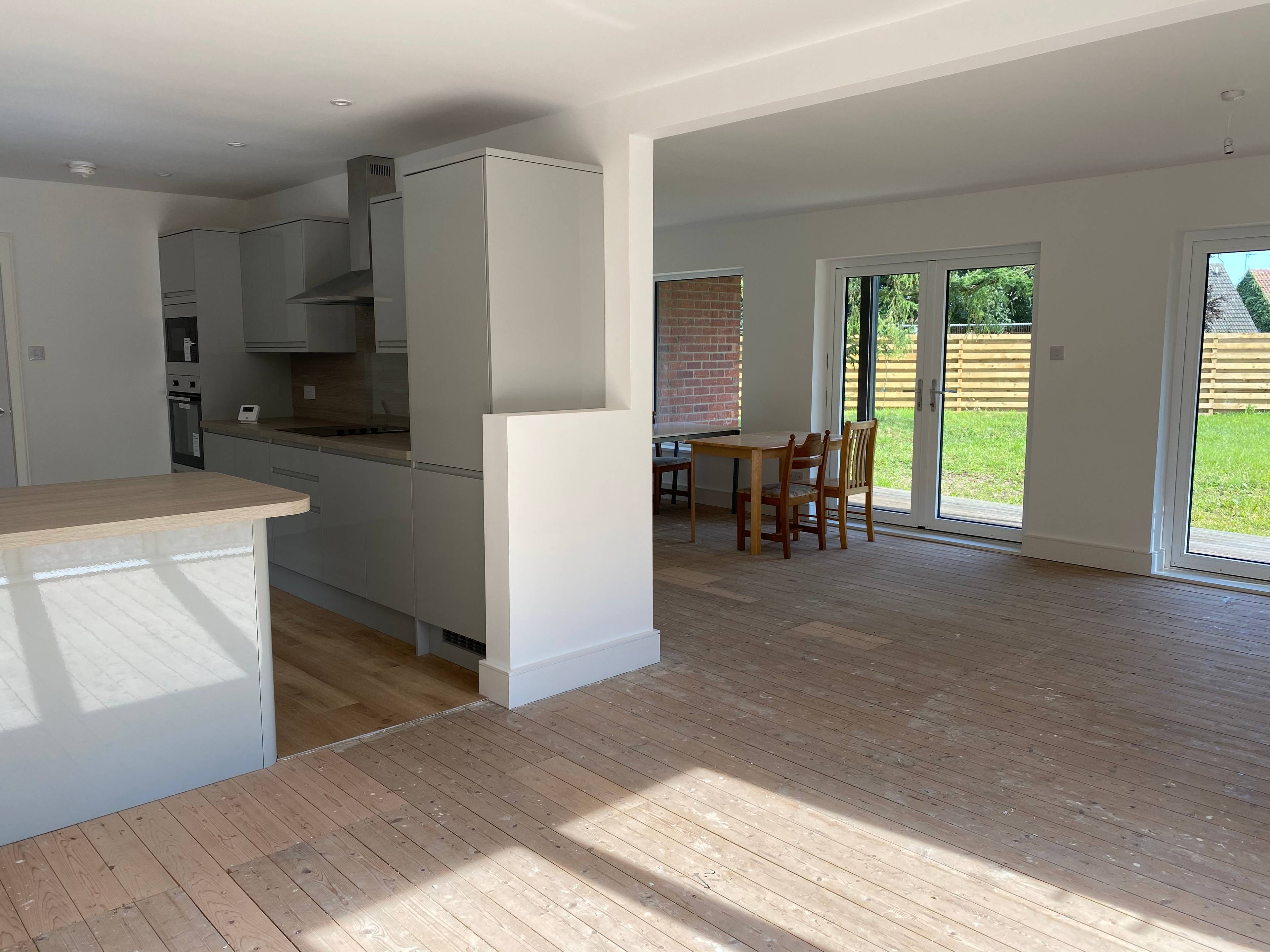 Lounge/Dining Room