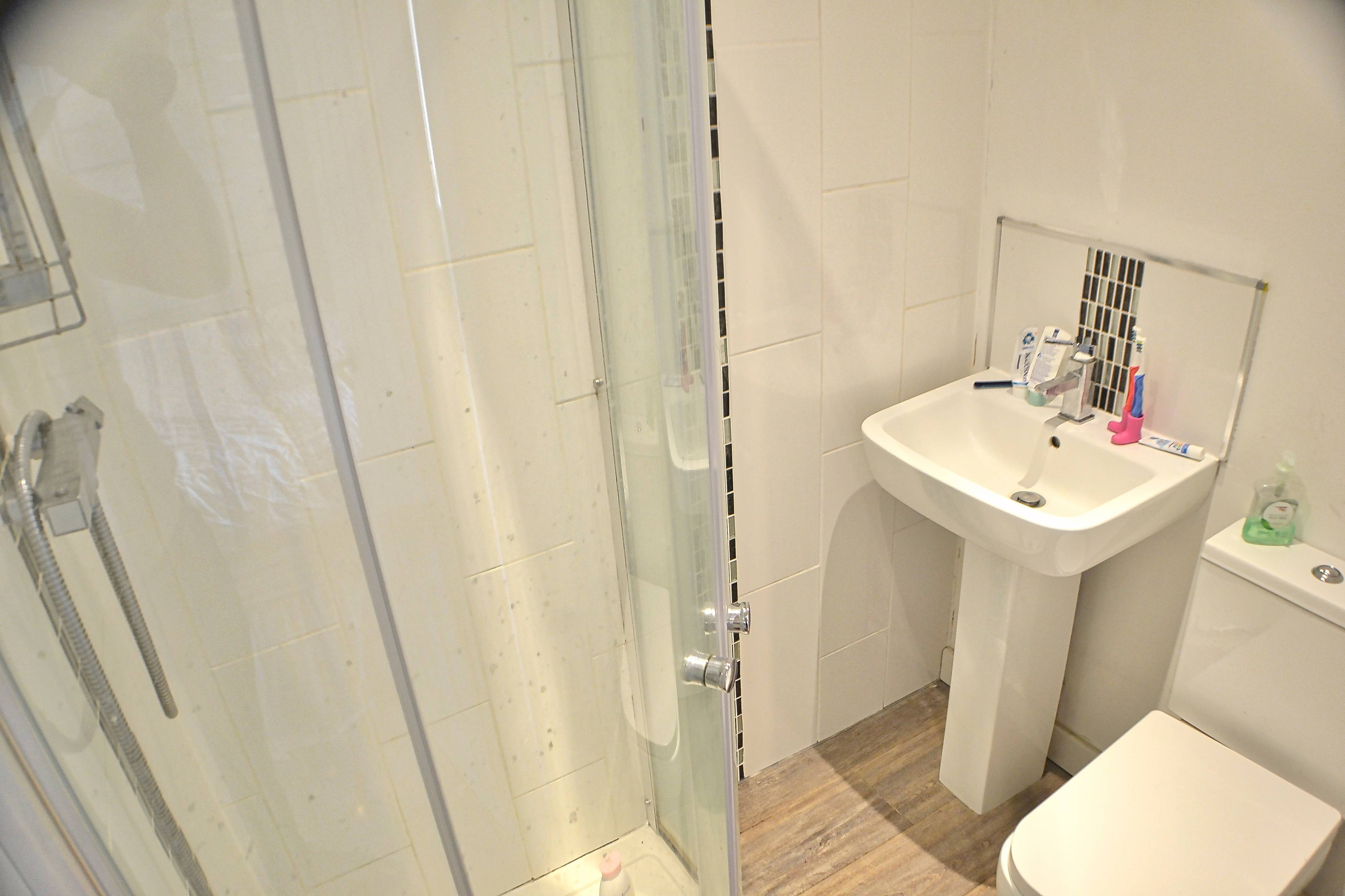 Master En-suite