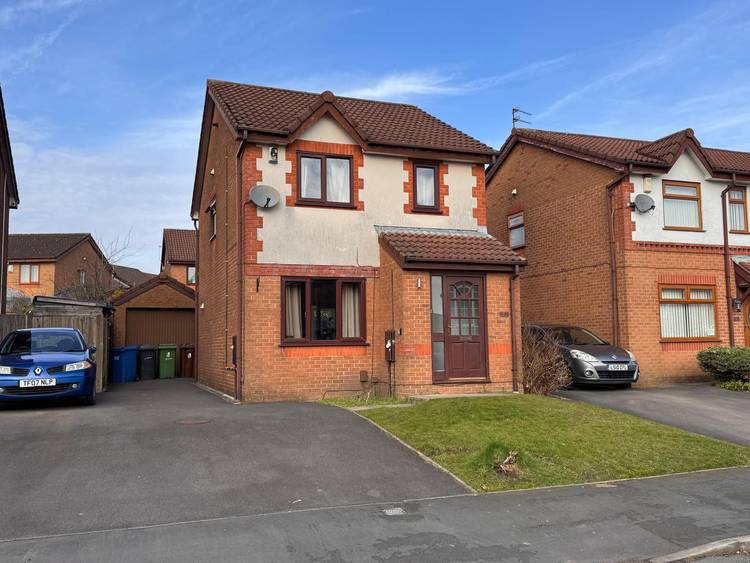 3 bedroom detached house