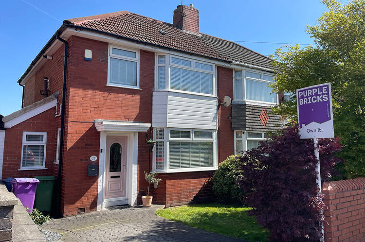 3 bedroom semi-detached house