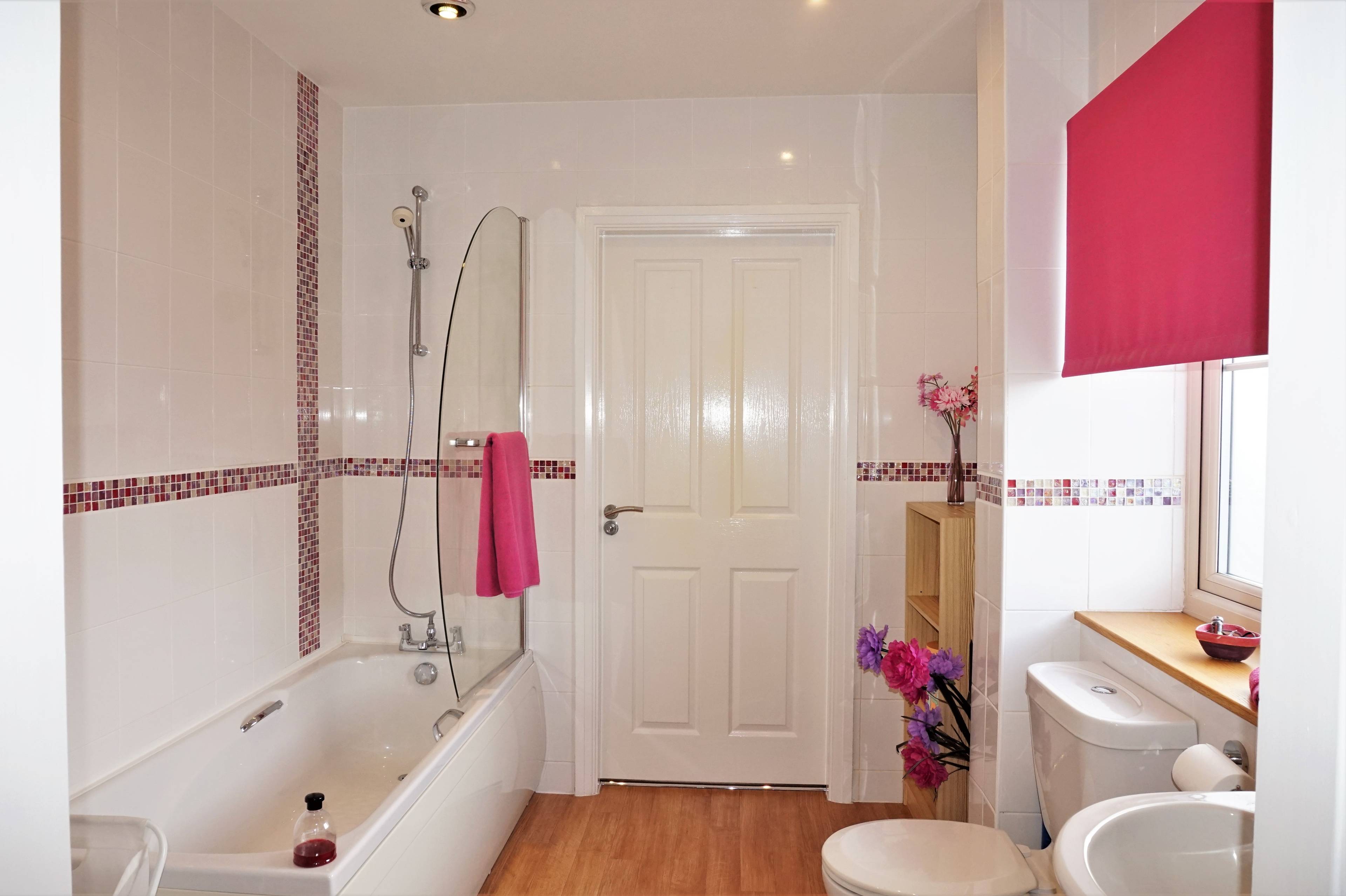Jack & Jill En-suite