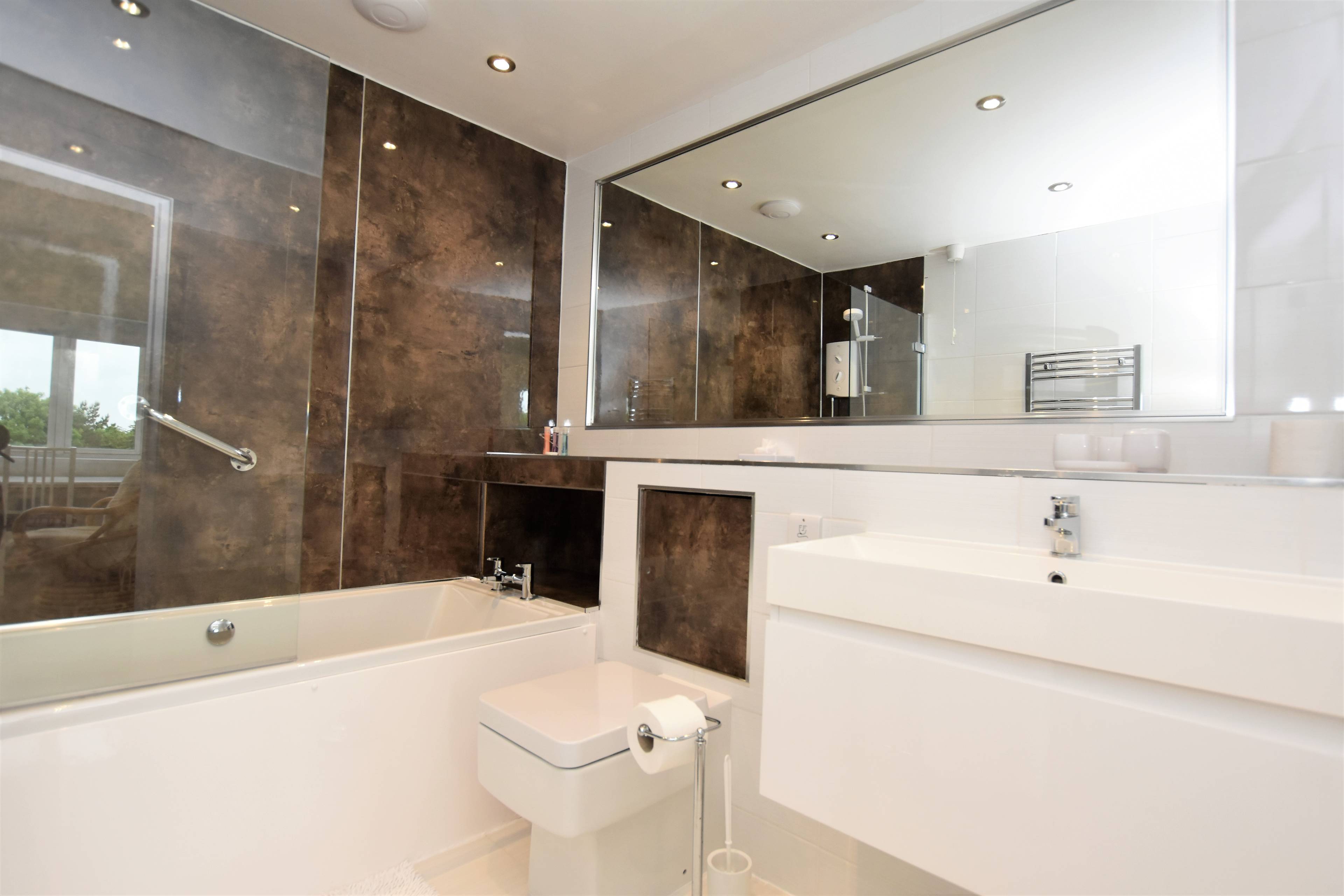 Annexe Bathroom