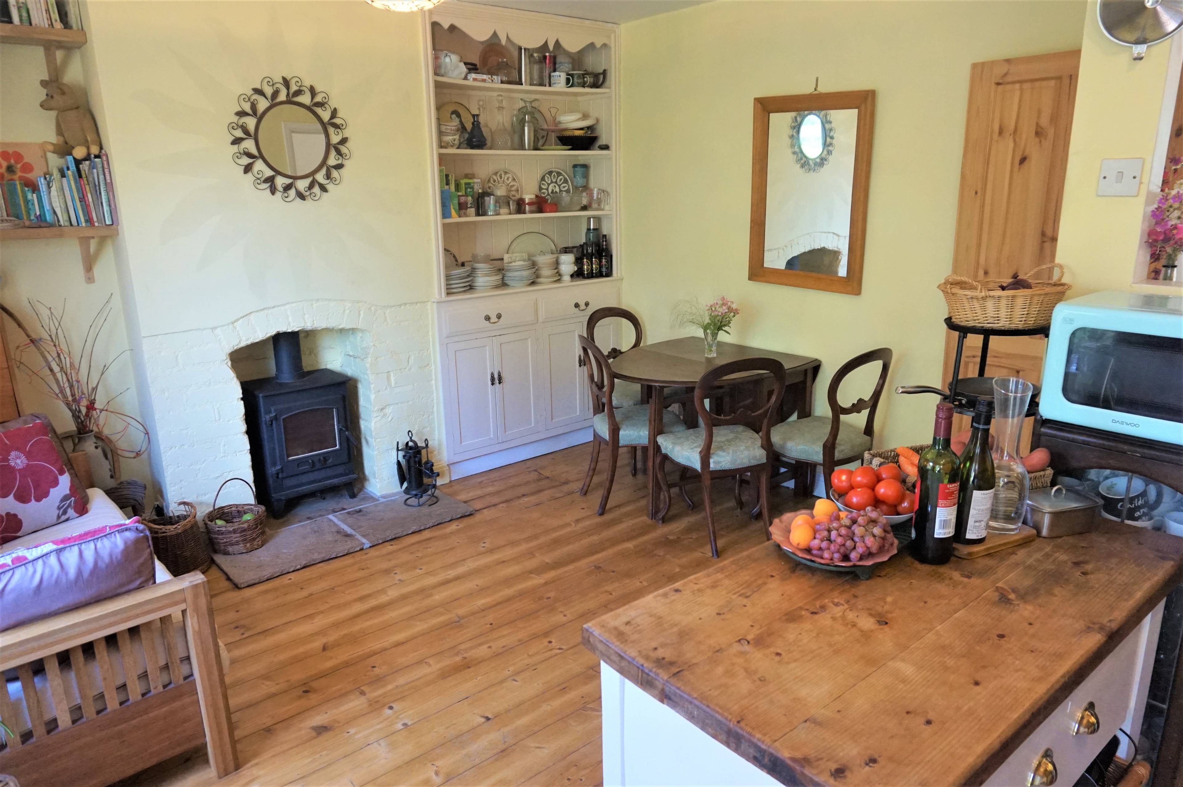 Kitchen/Dining Room