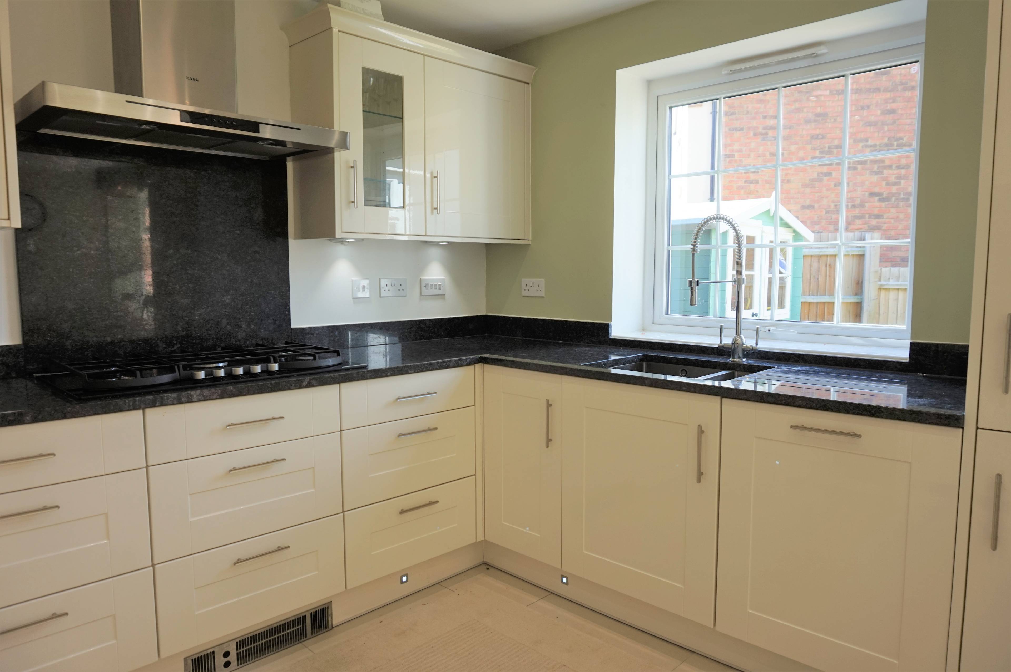 Kitchen/family Room