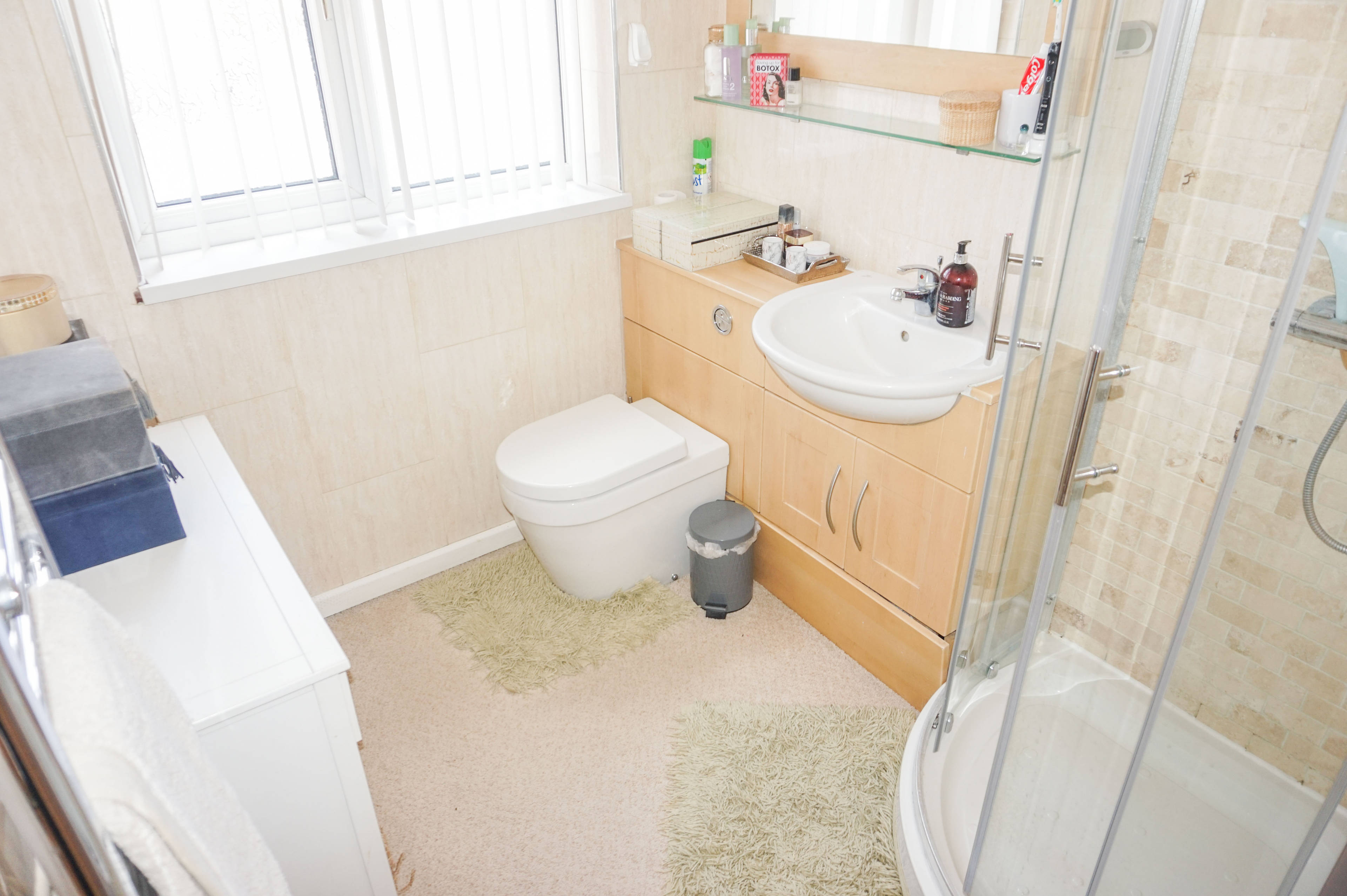 Jack & Jill En-suite