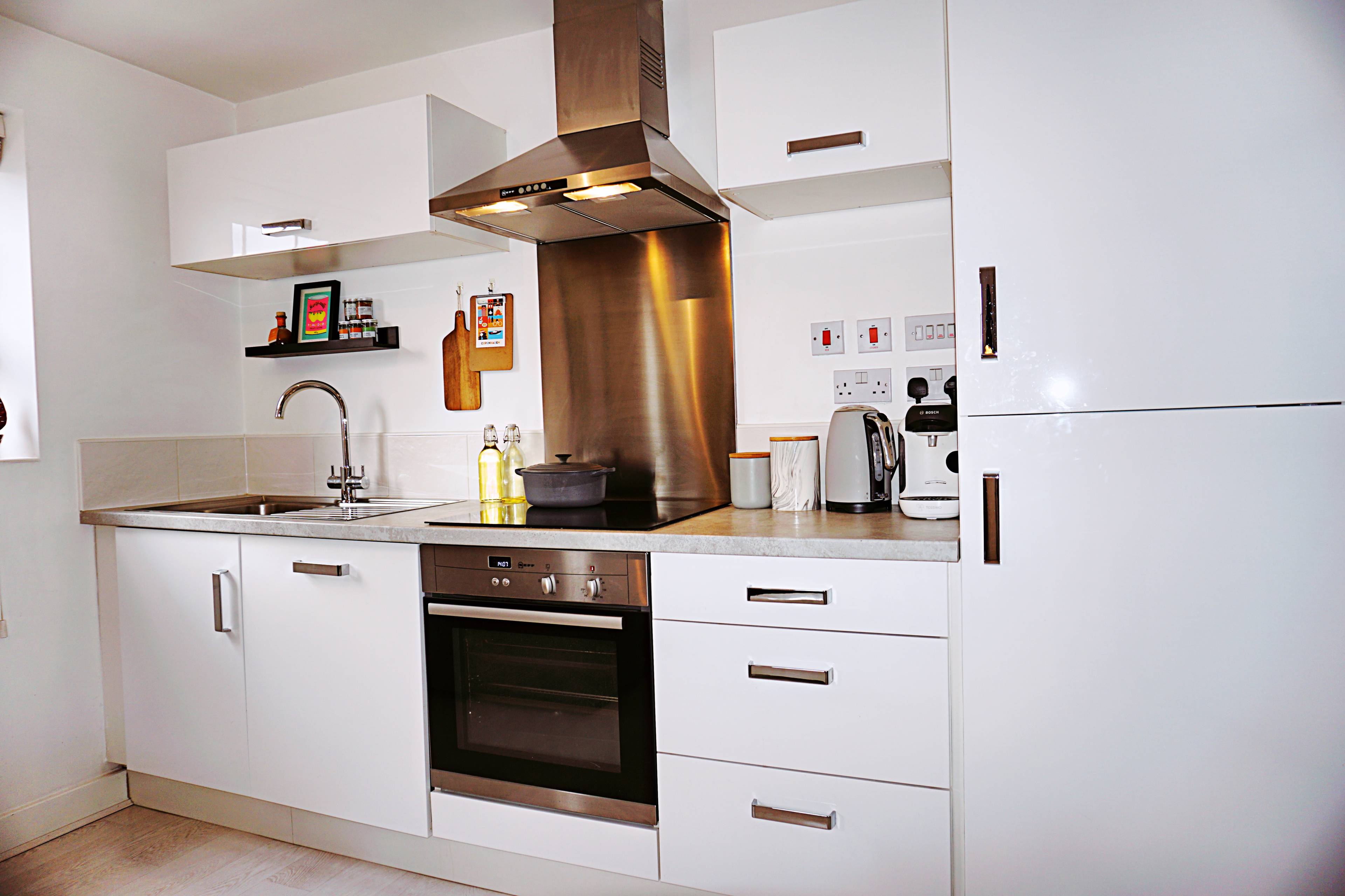 Lounge / Kitchen