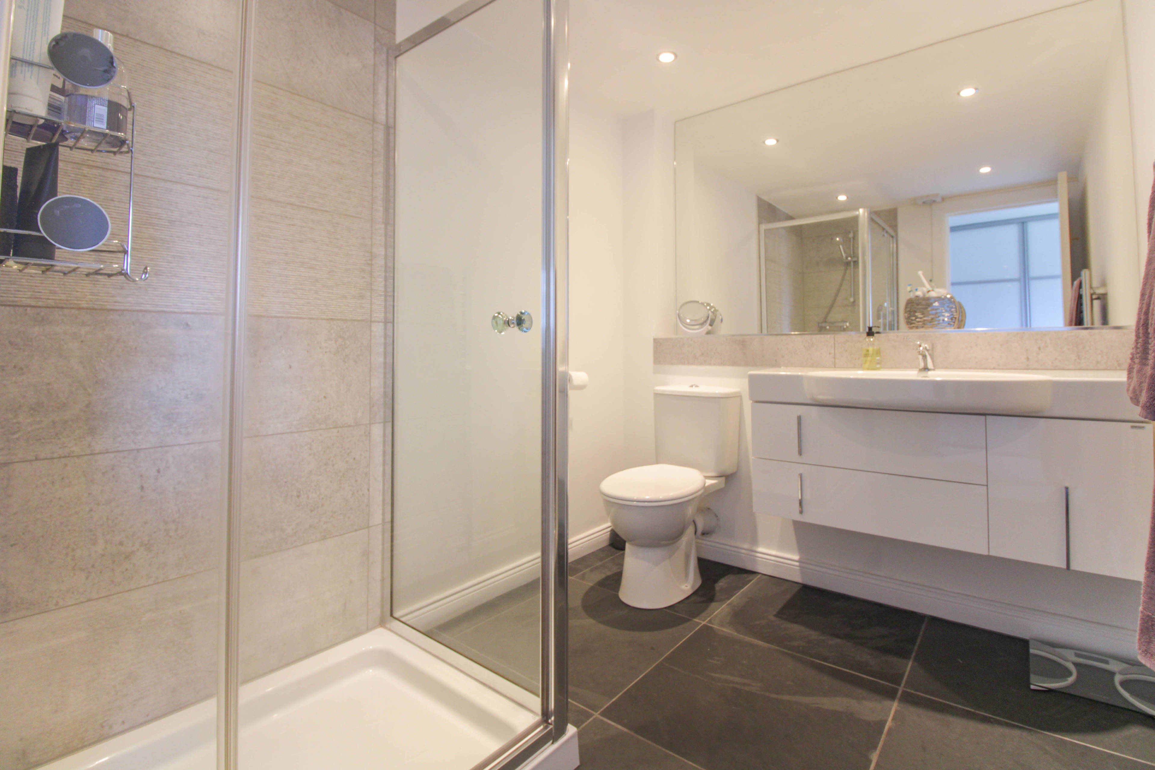 Master En-suite