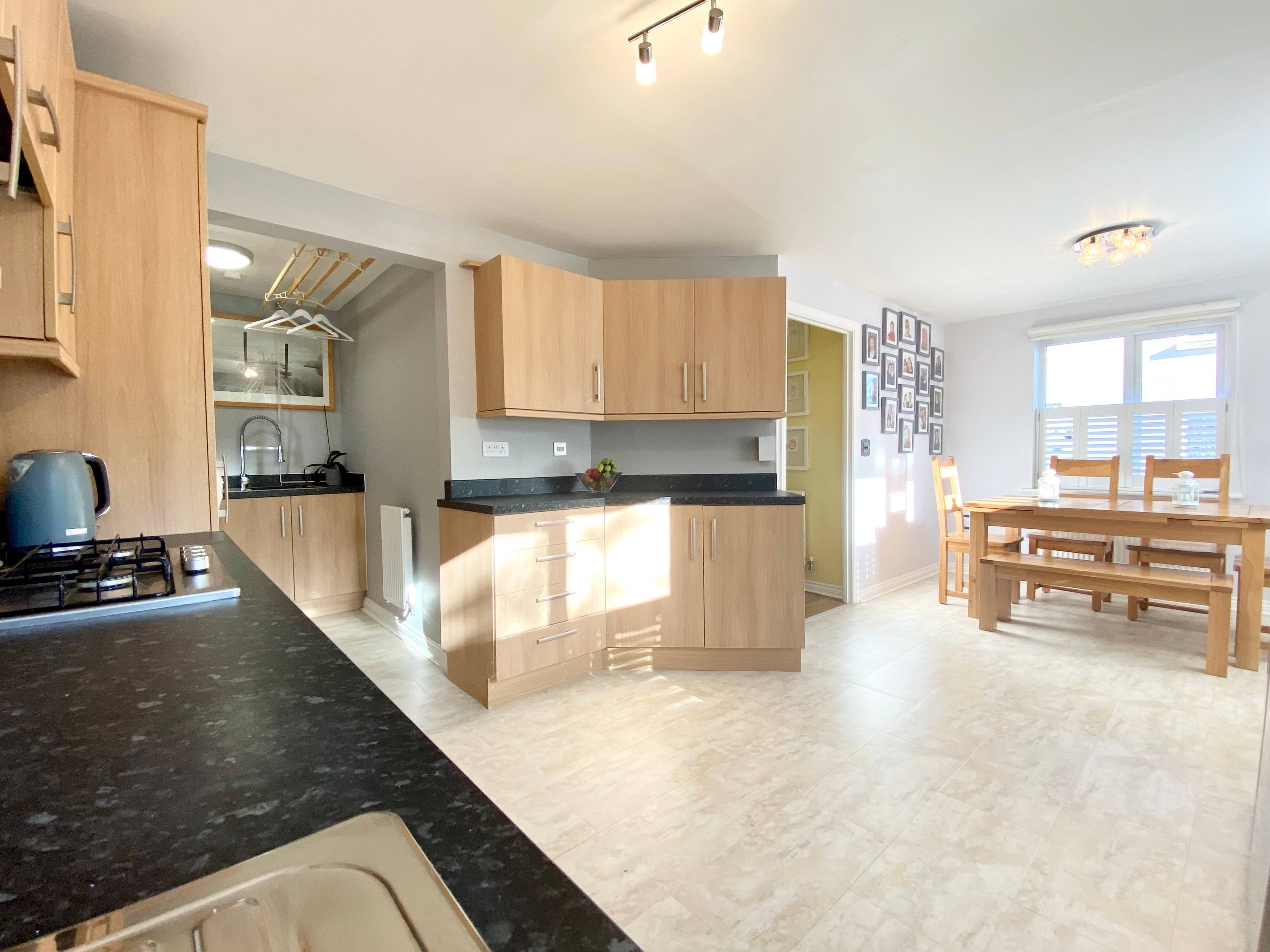 Kitchen/Dining Room