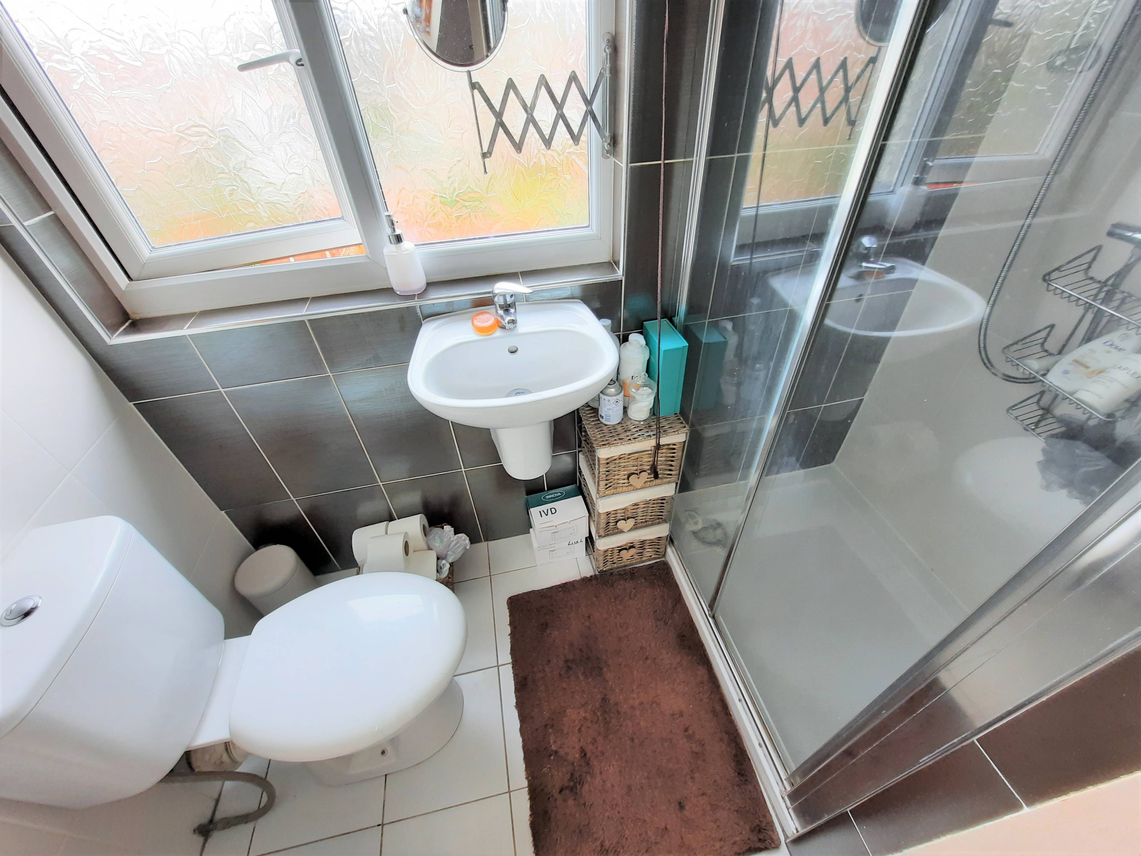 Master En-suite