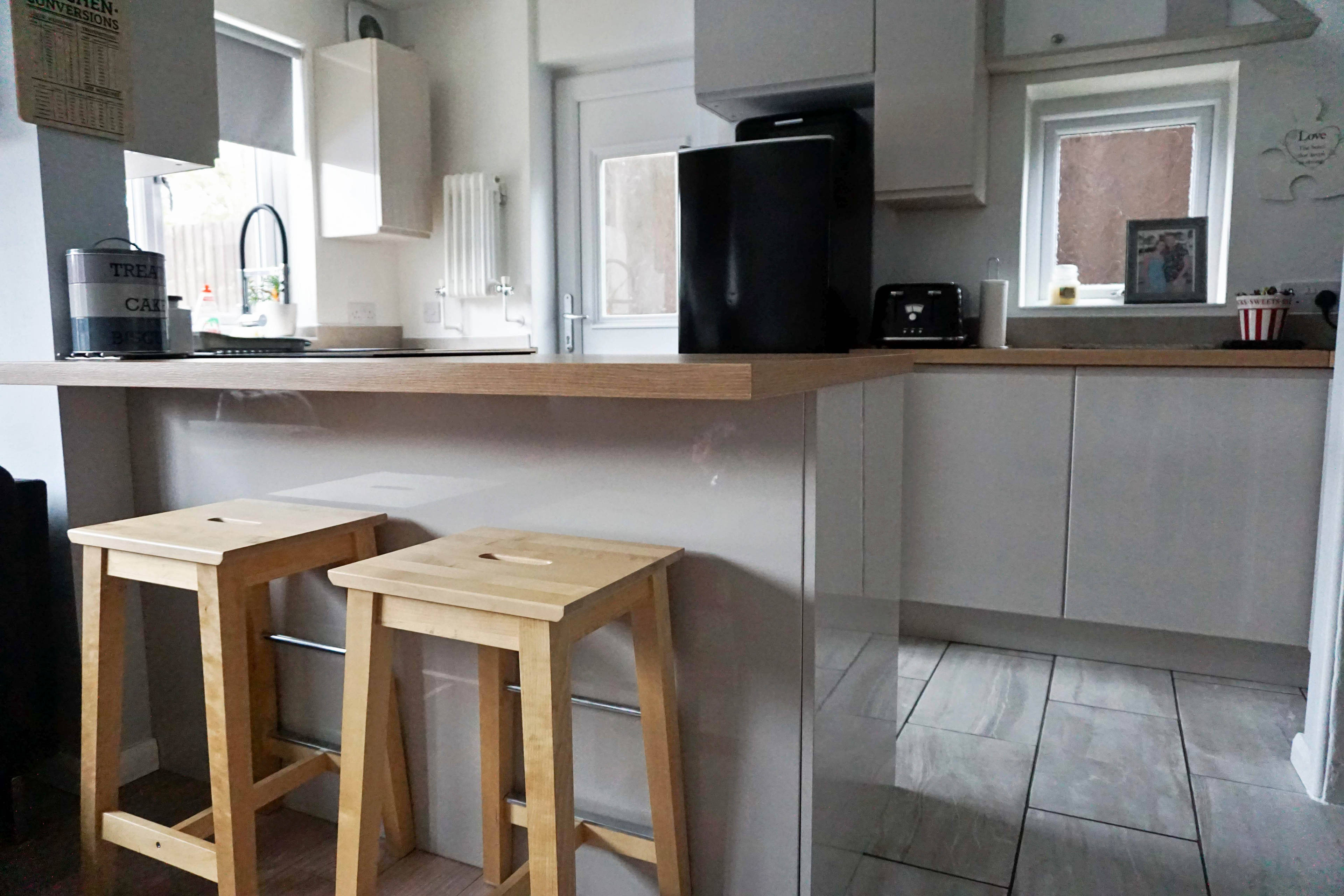 Lounge / Kitchen
