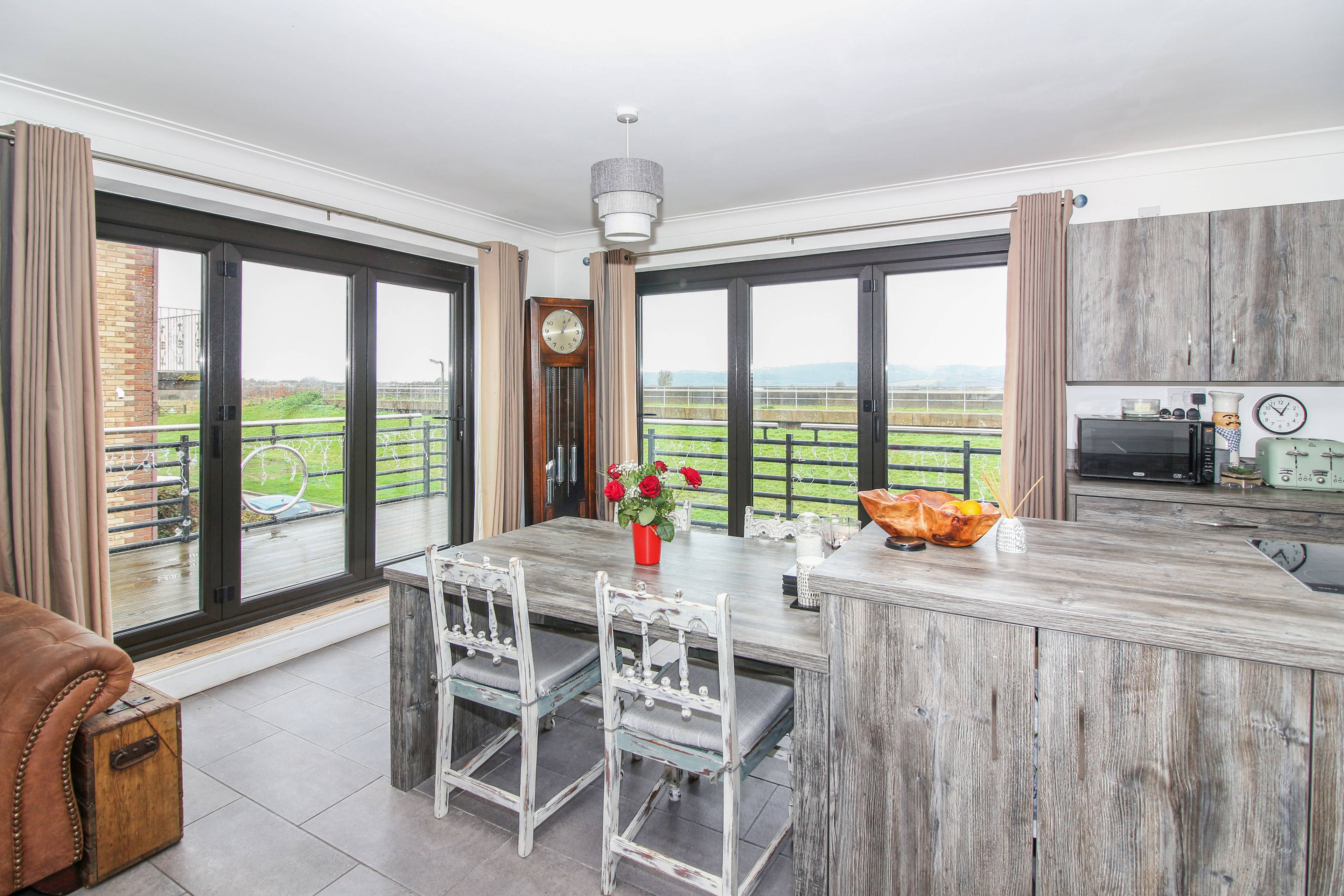 Kitchen/Family Room