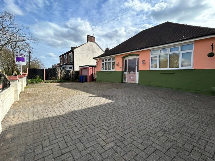 2 bedroom detached bungalow