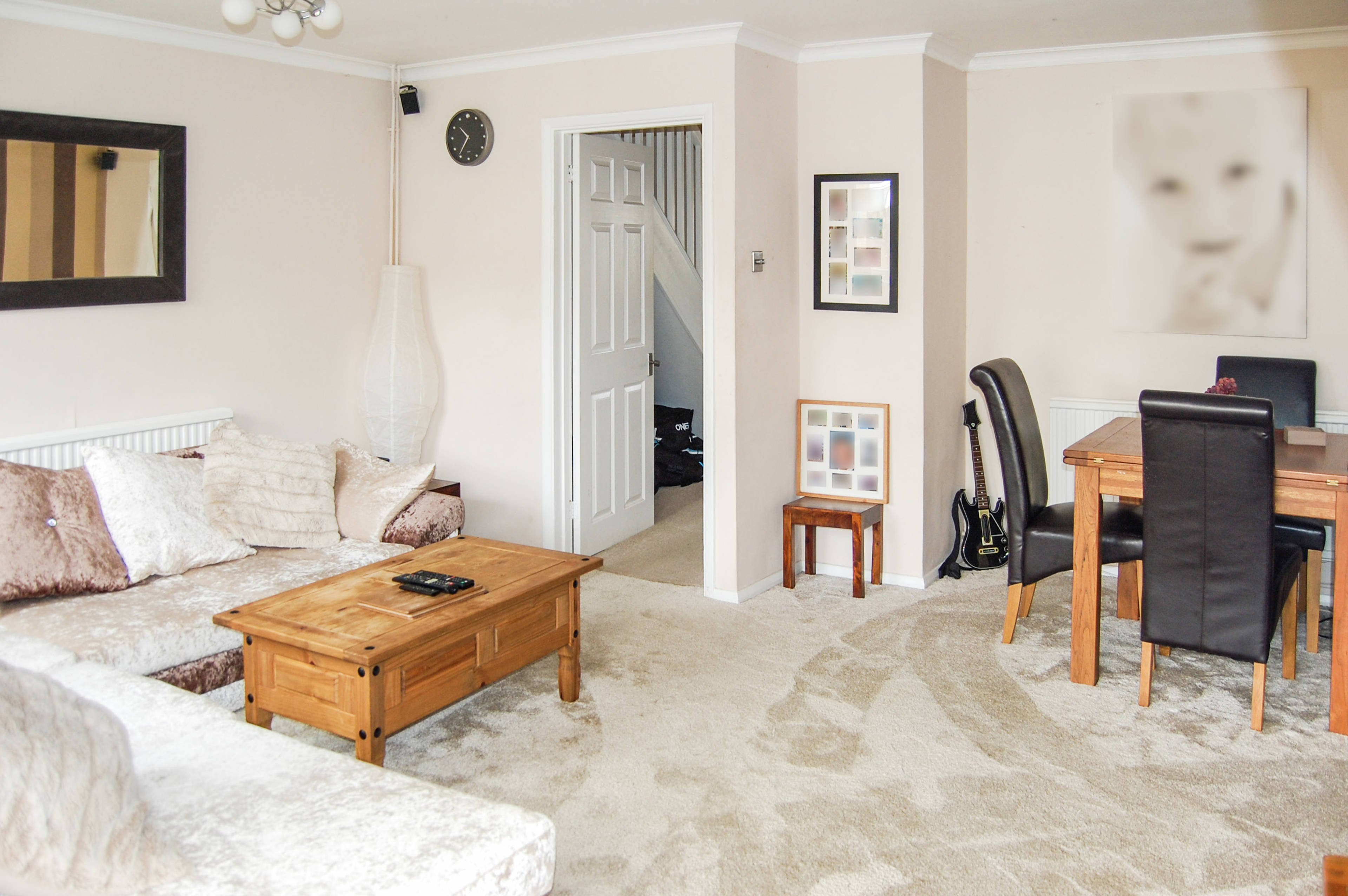 Lounge/Dining Room