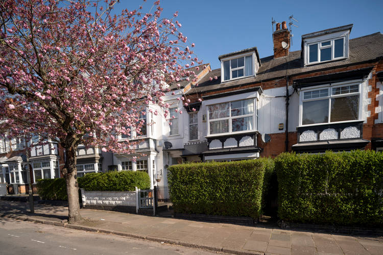 4 bedroom terraced house