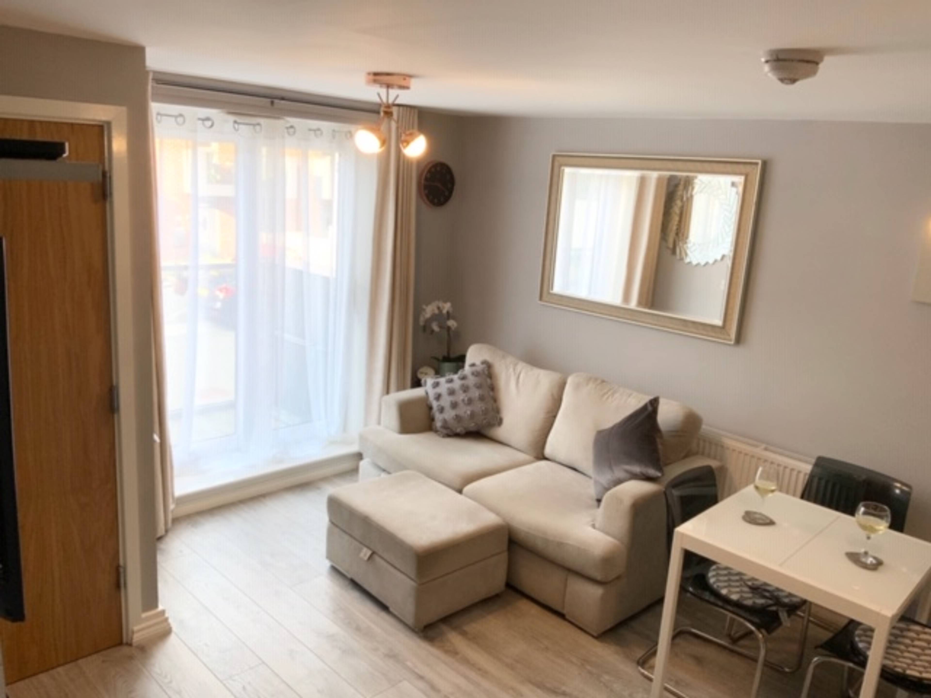 Kitchen/family Room