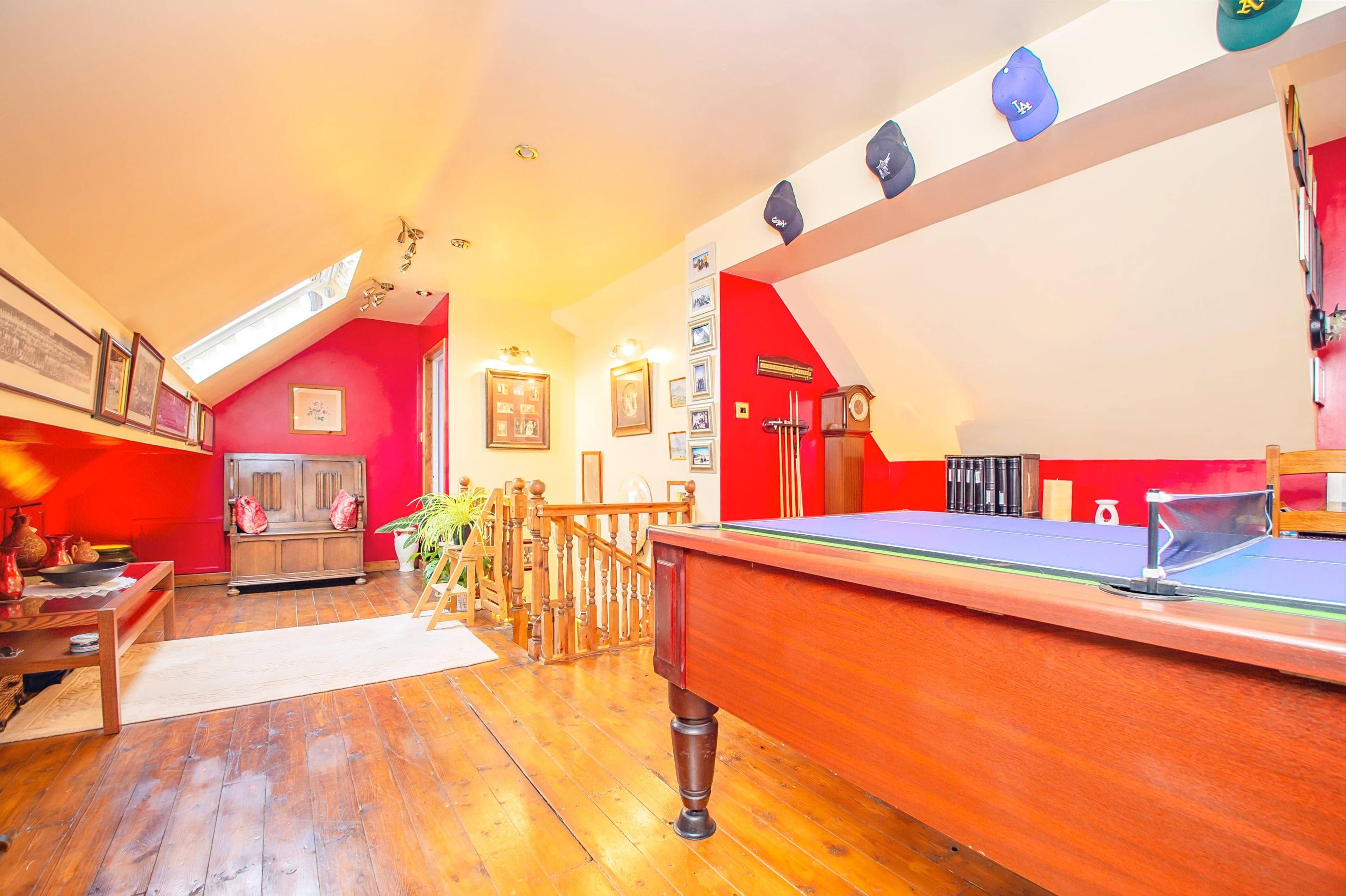 Bedroom 5/Games Room