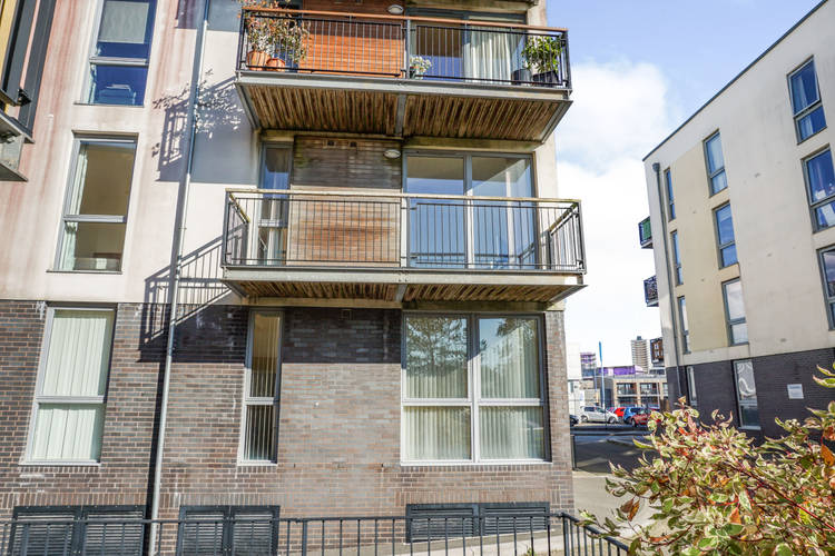 2 bedroom flat