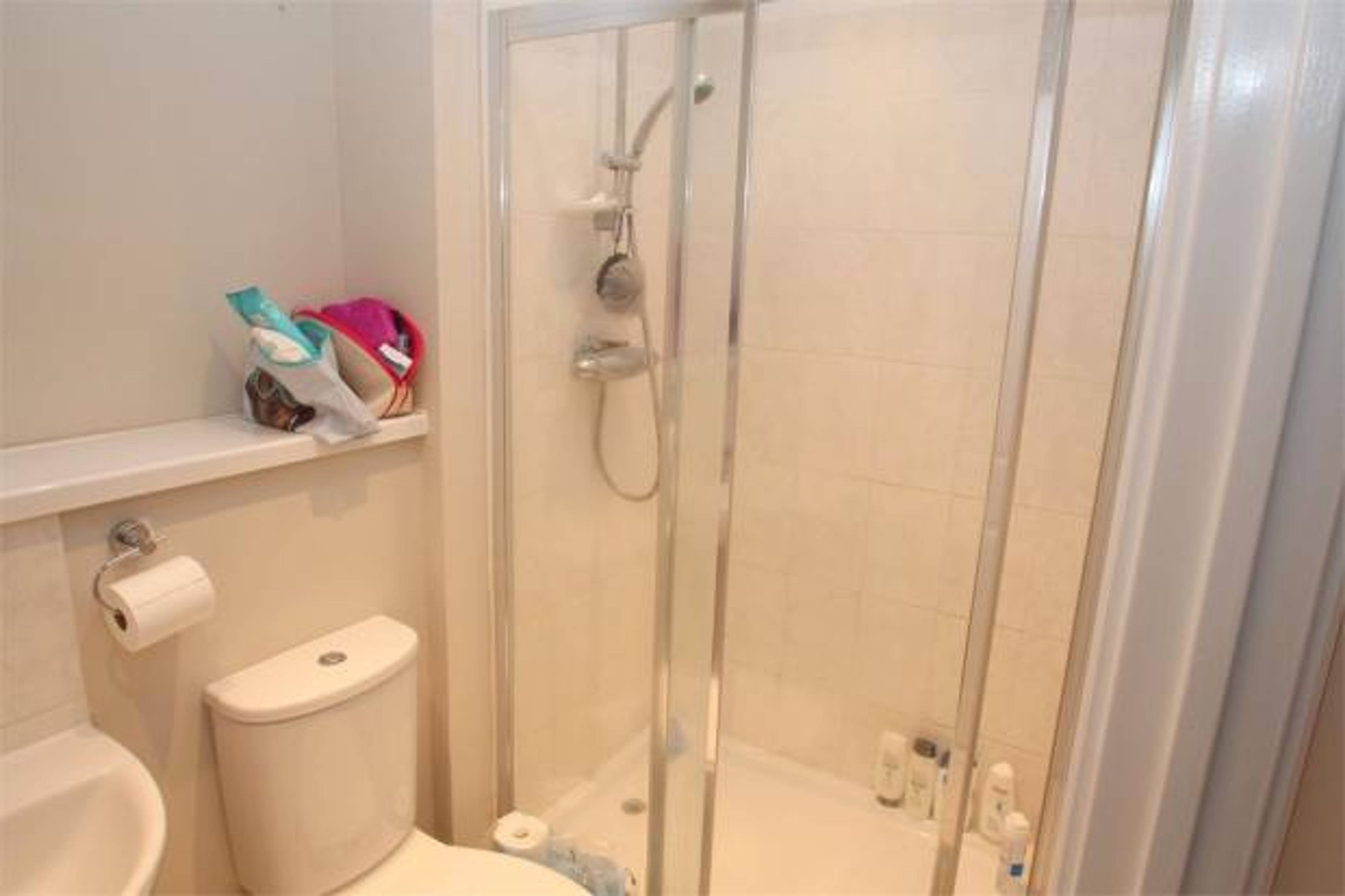 Master En-suite