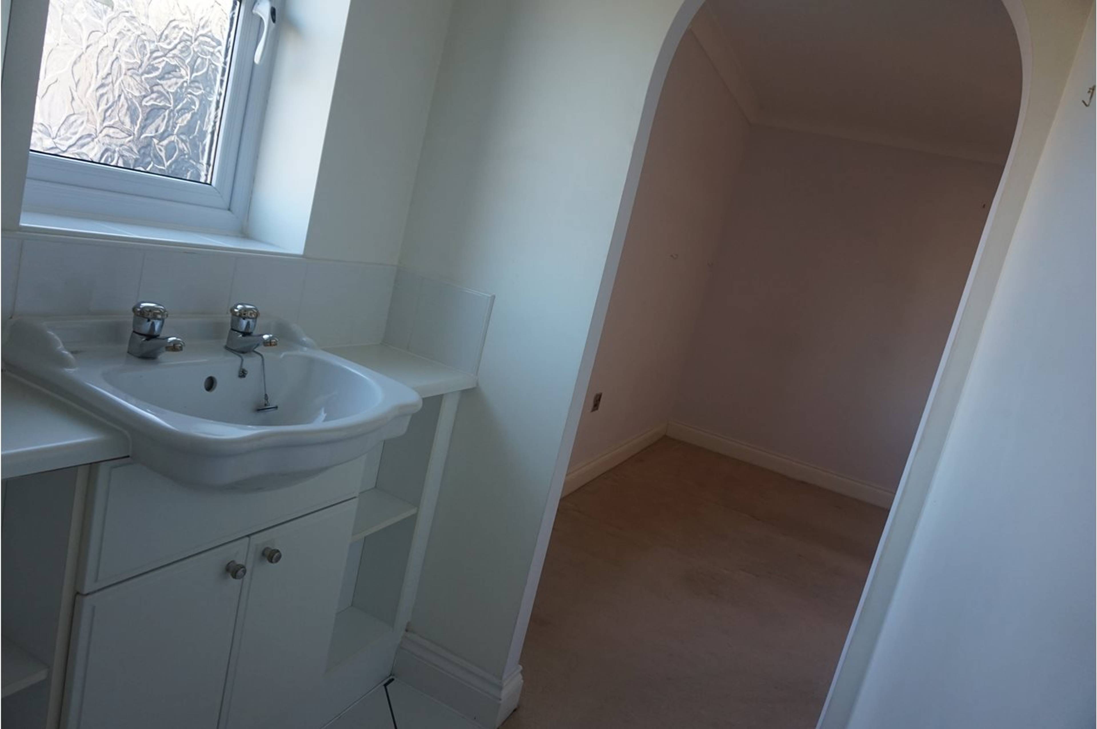 Jack & Jill En-suite