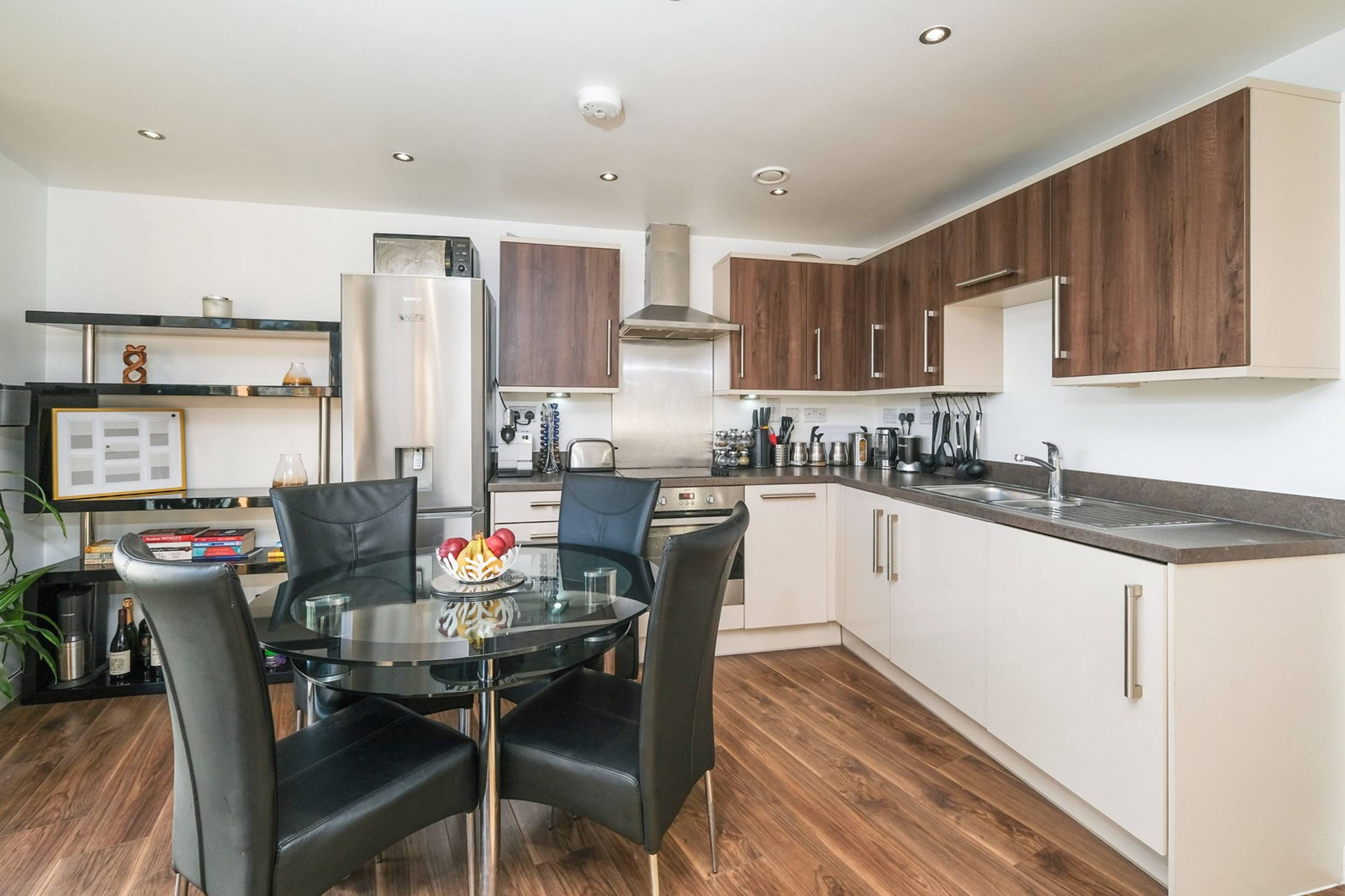 Lounge / Kitchen