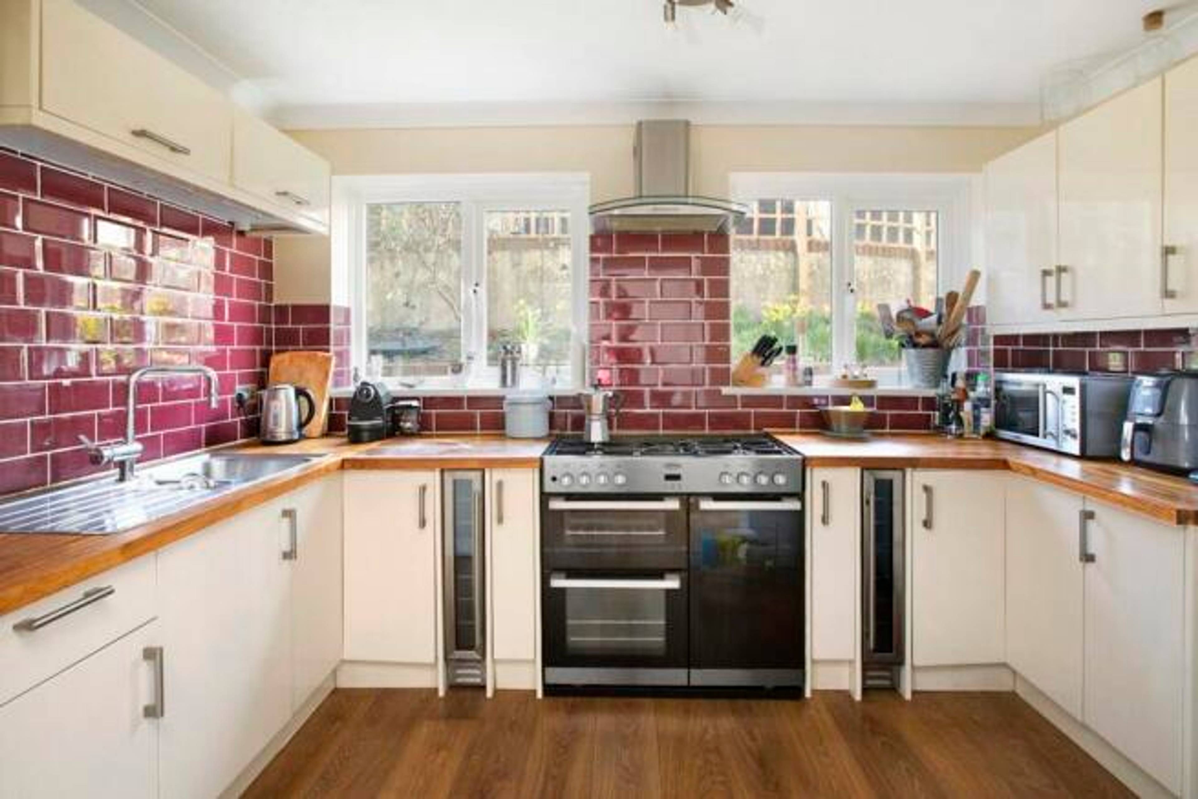 Kitchen/Breakfast