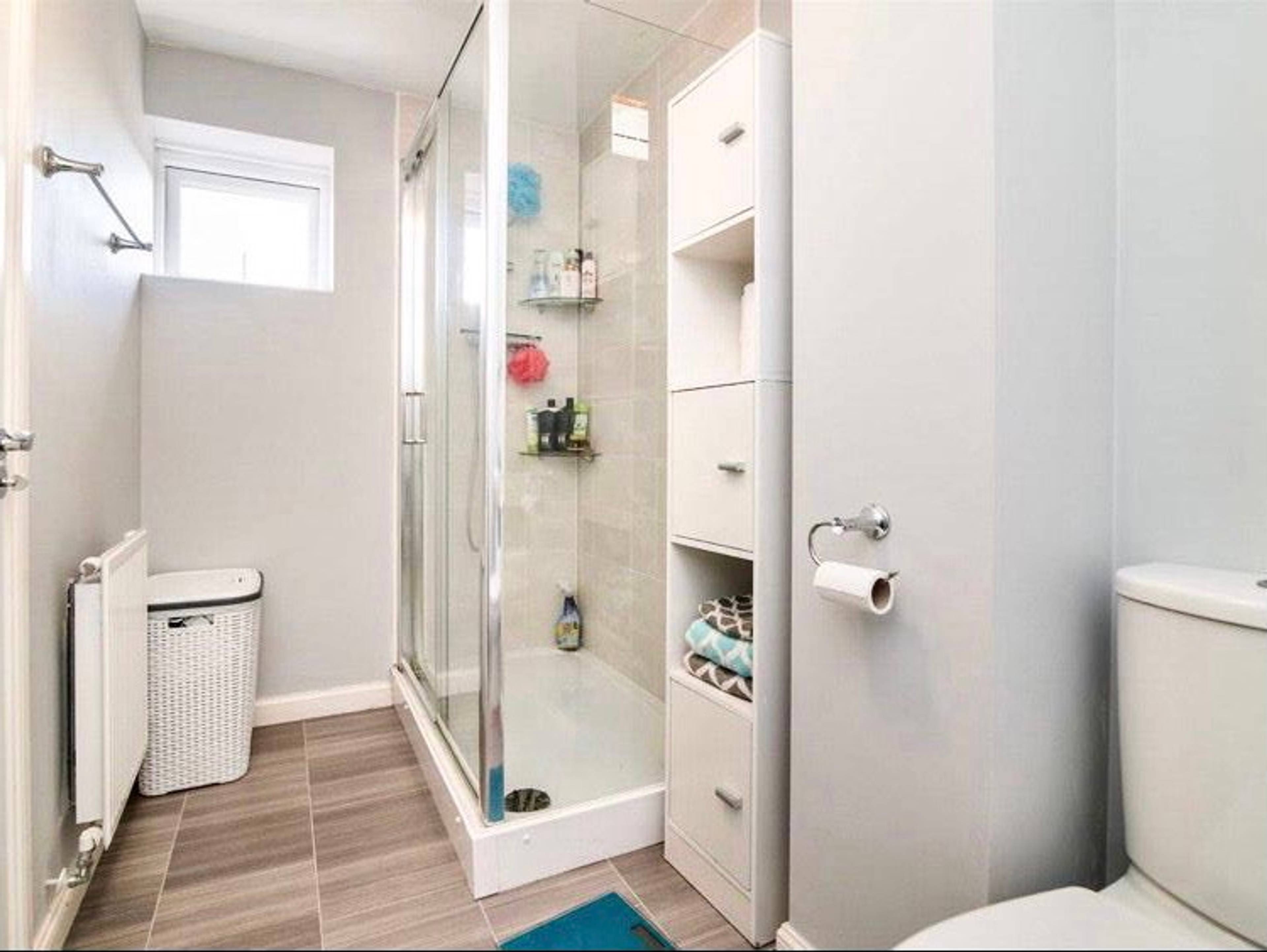 En-suite One