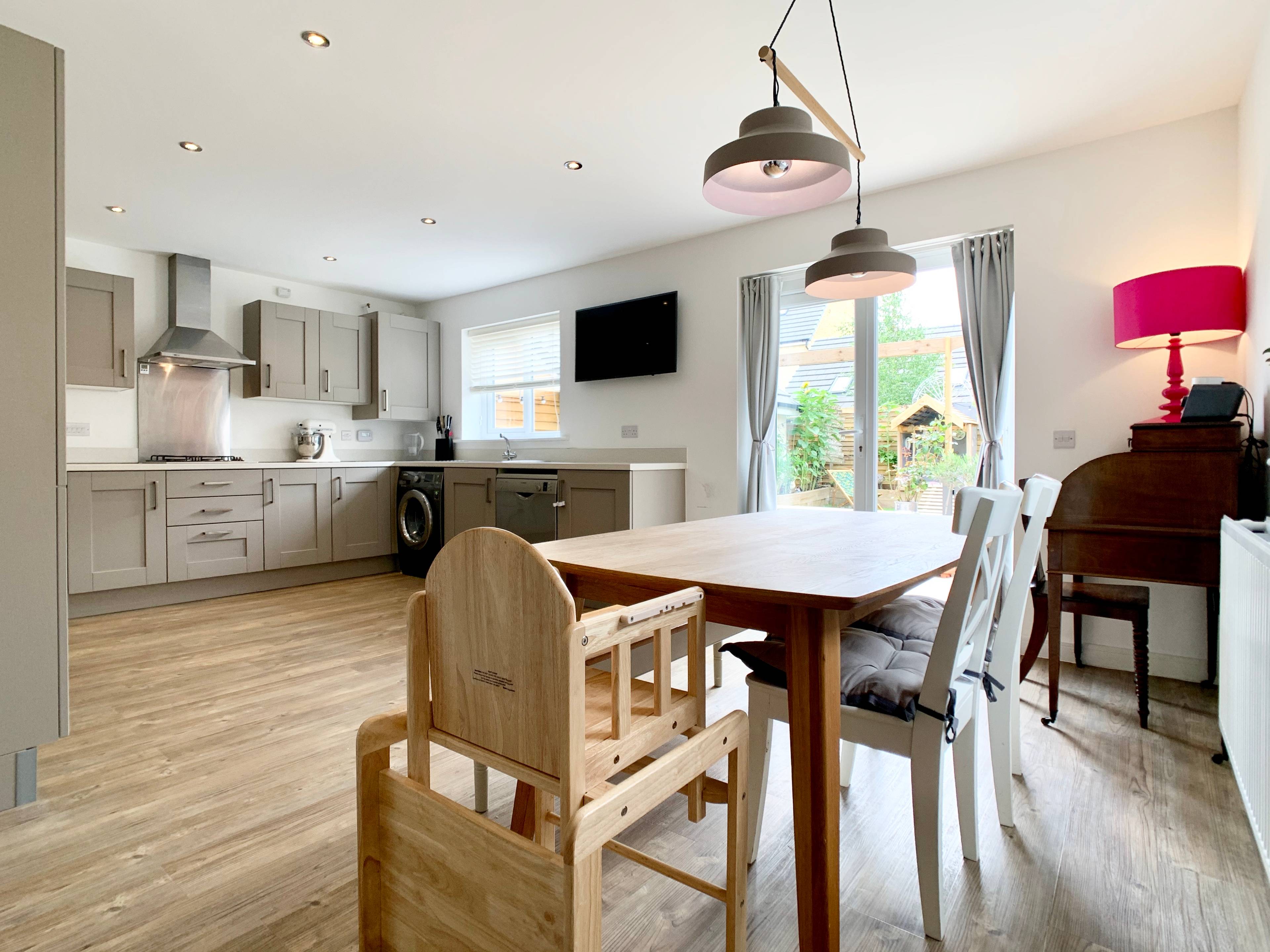 Kitchen/Dining Room
