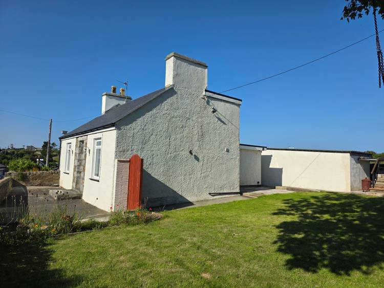 3 bedroom detached house