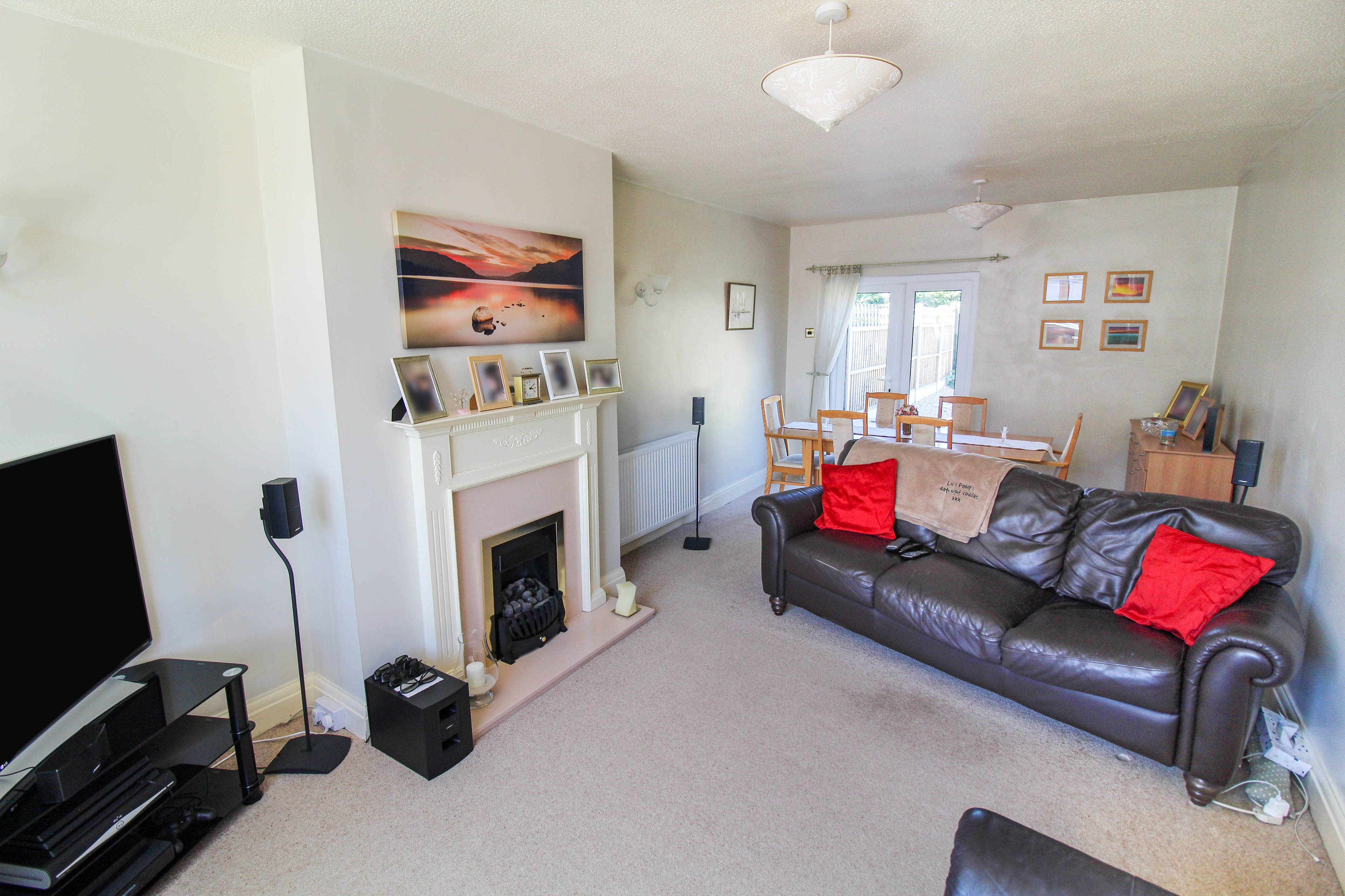 Lounge/Dining Room