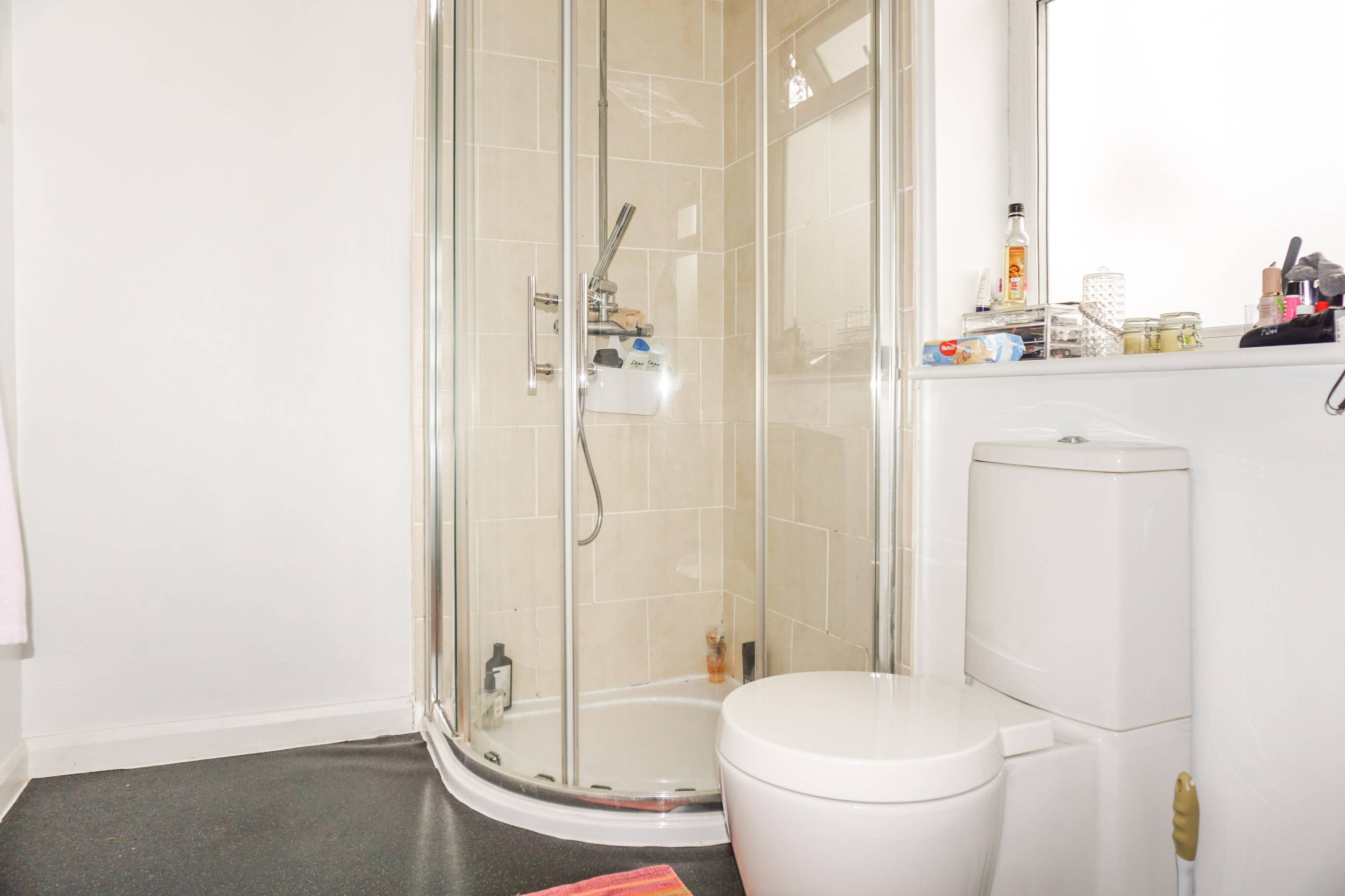 Master En-suite