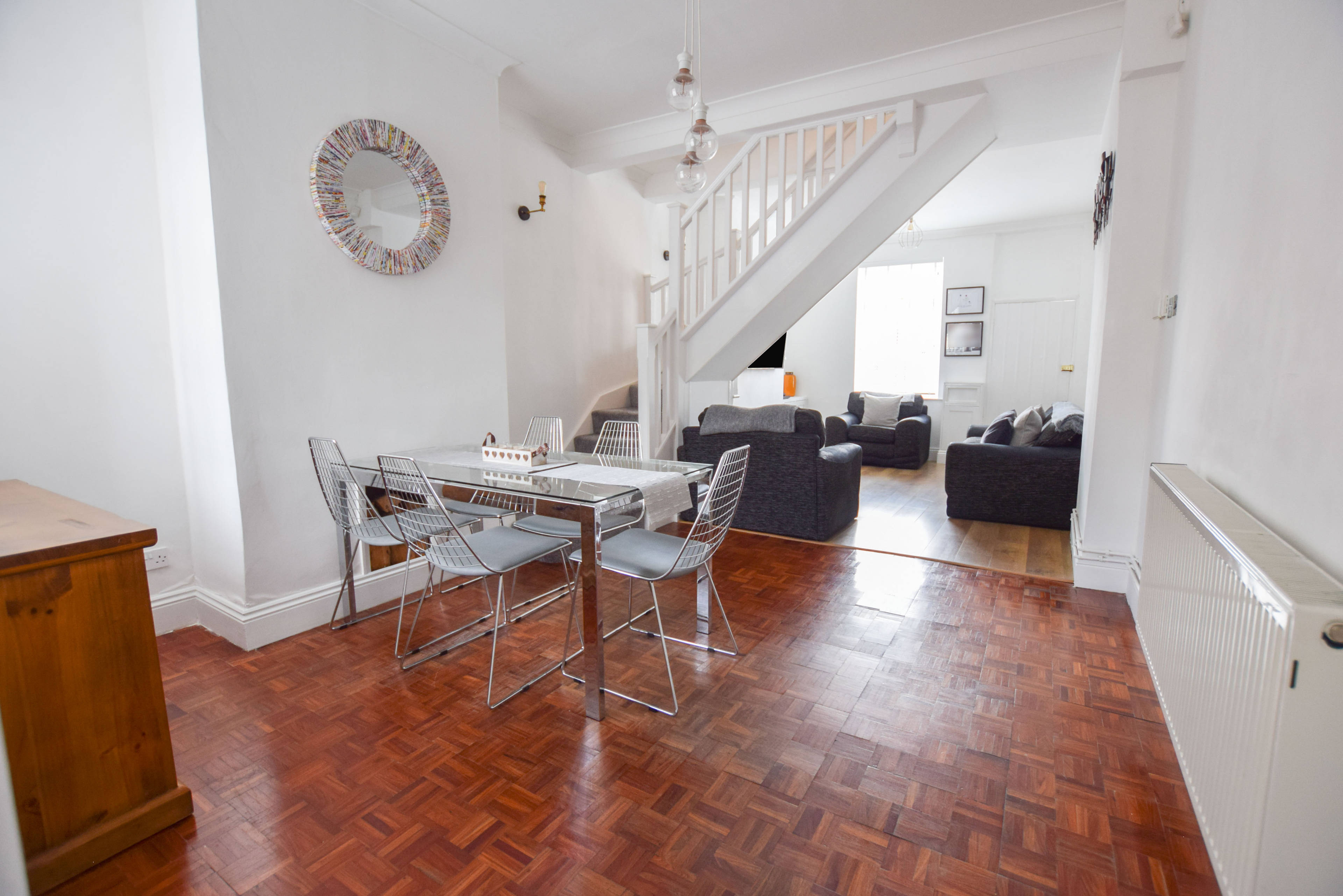 Lounge/Dining Room