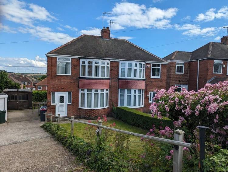 3 bedroom semi-detached house
