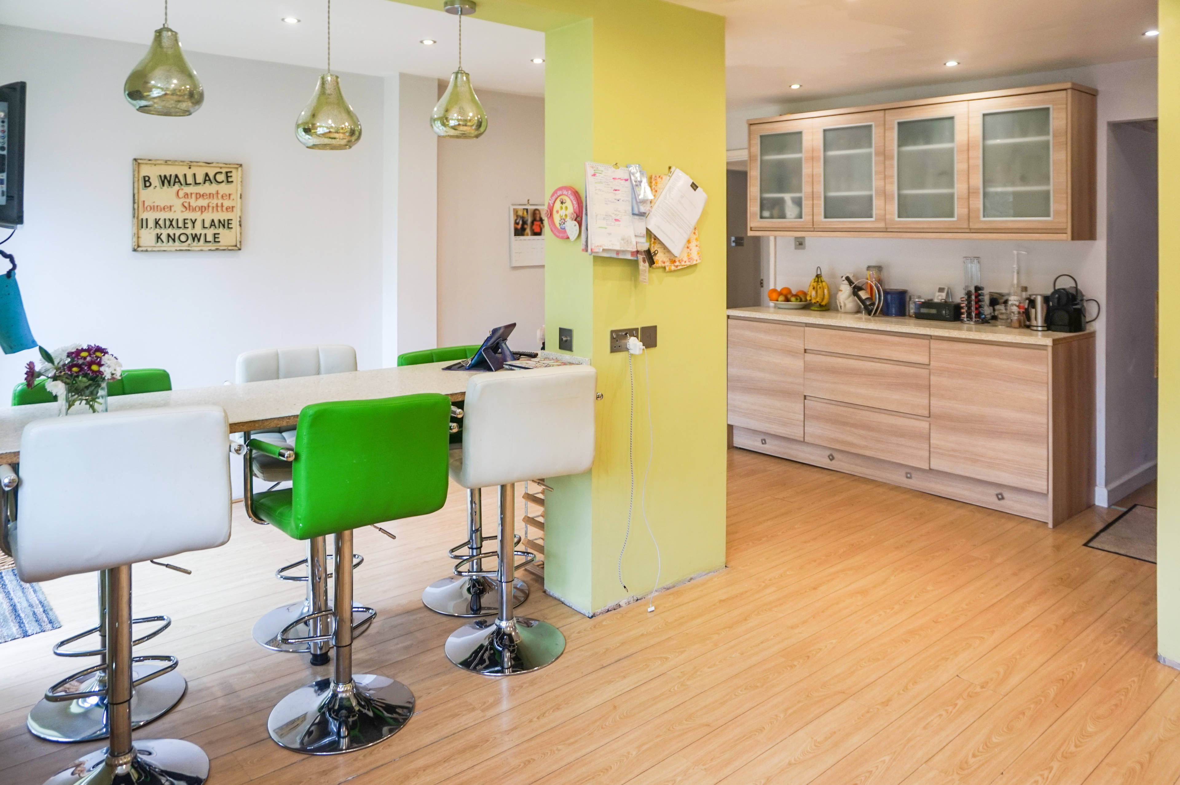 Kitchen/Breakfast