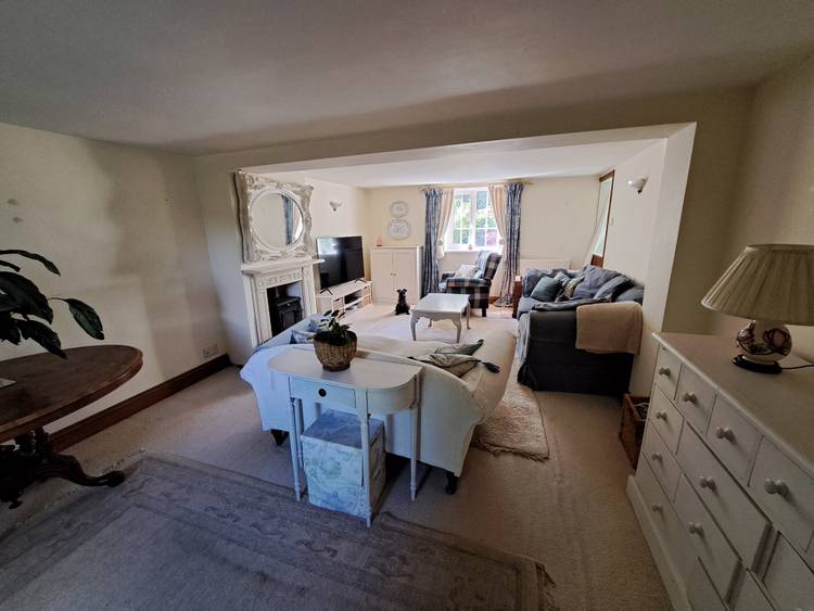 3 bedroom semi-detached house