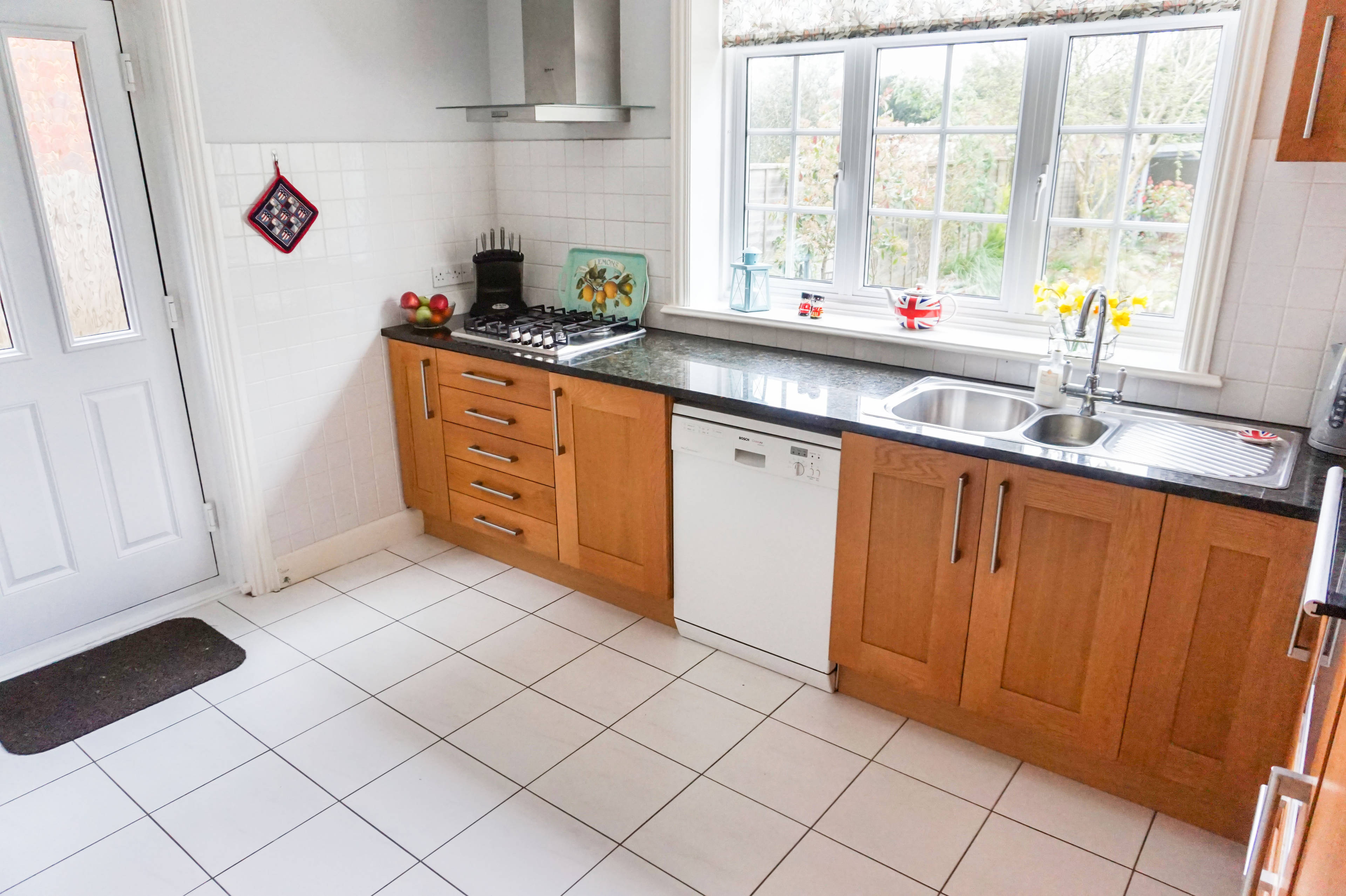 Kitchen/Breakfast