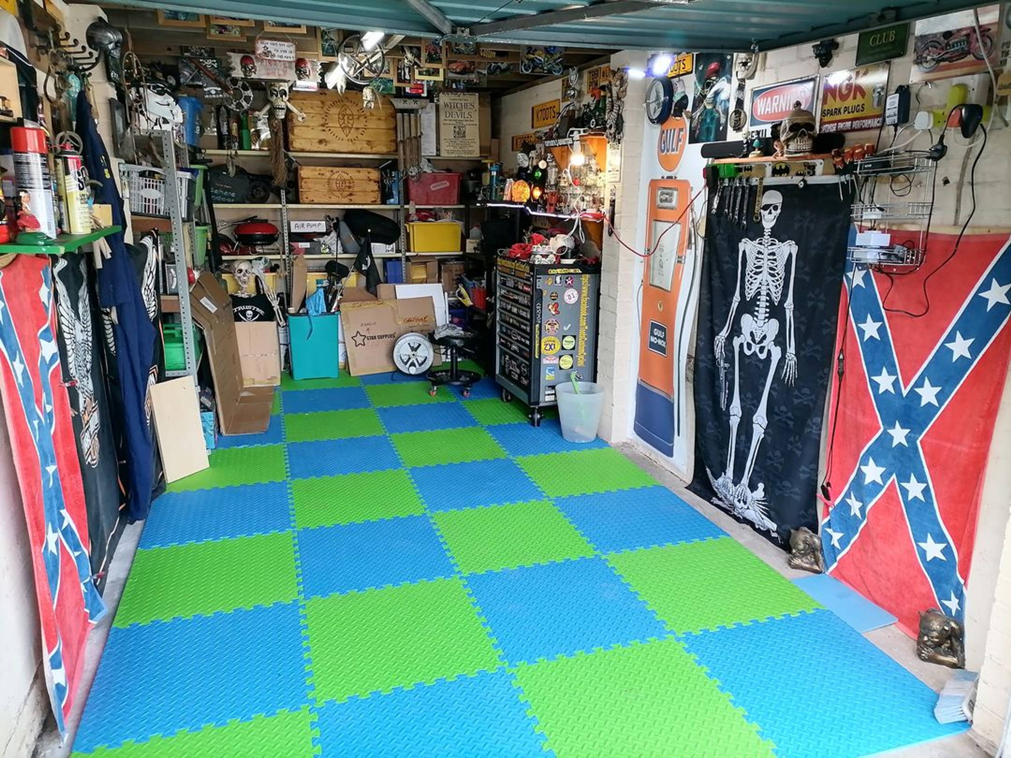 Garage