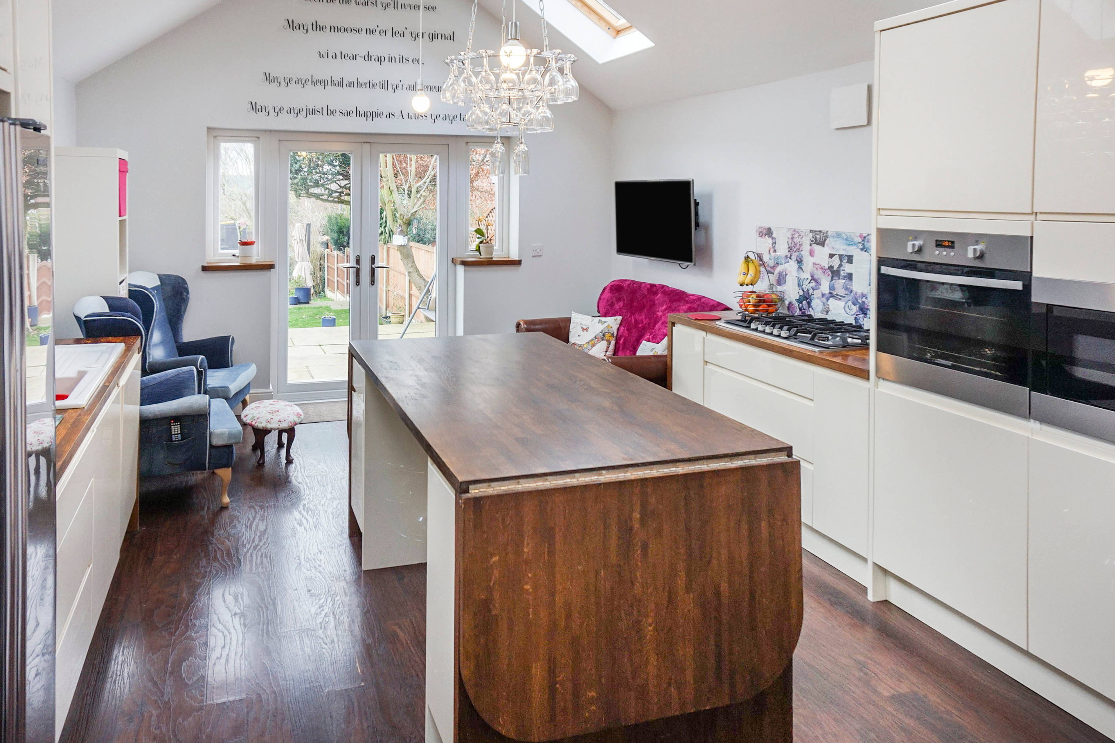 Kitchen/Breakfast