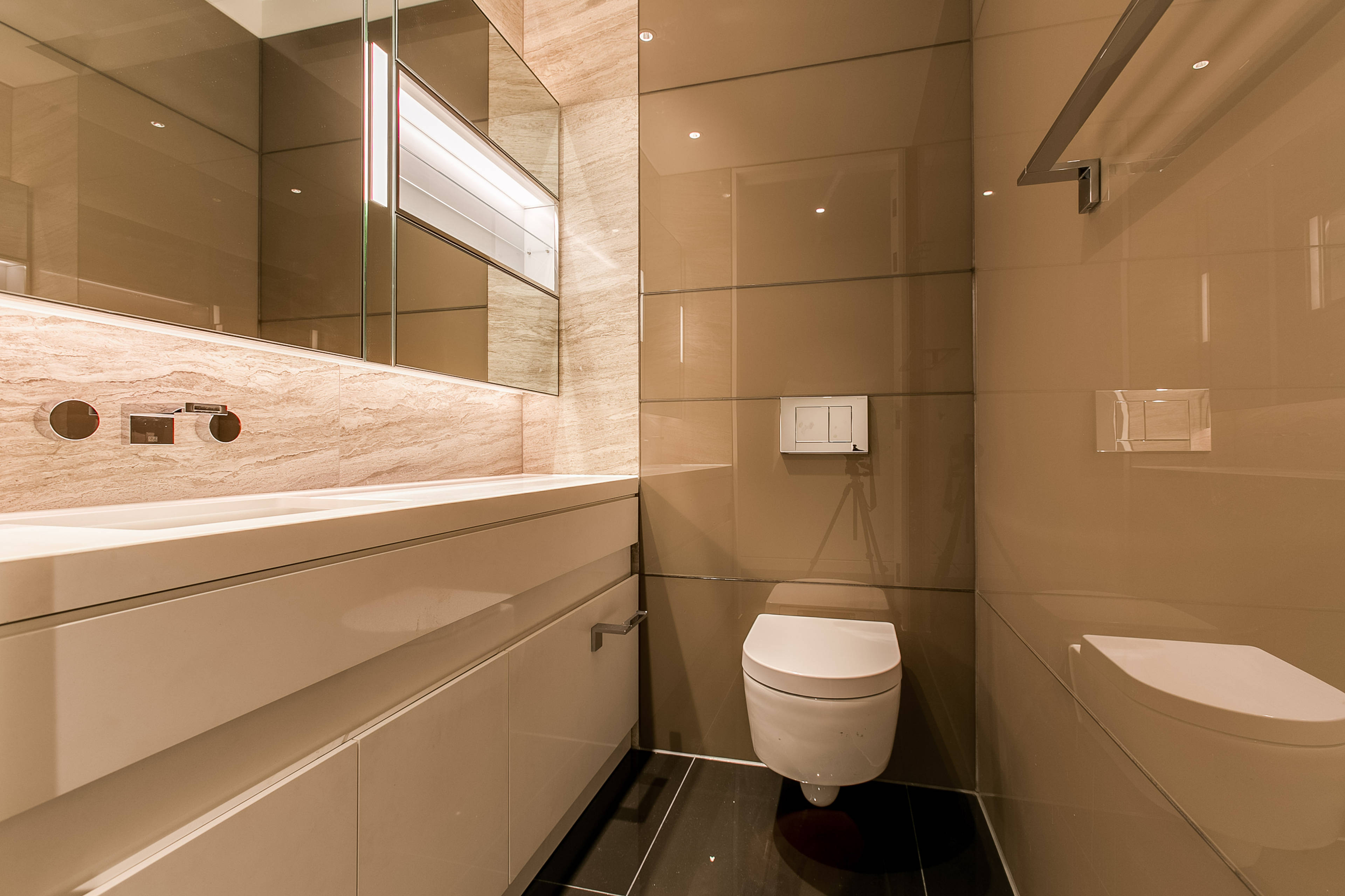 Cloak Room