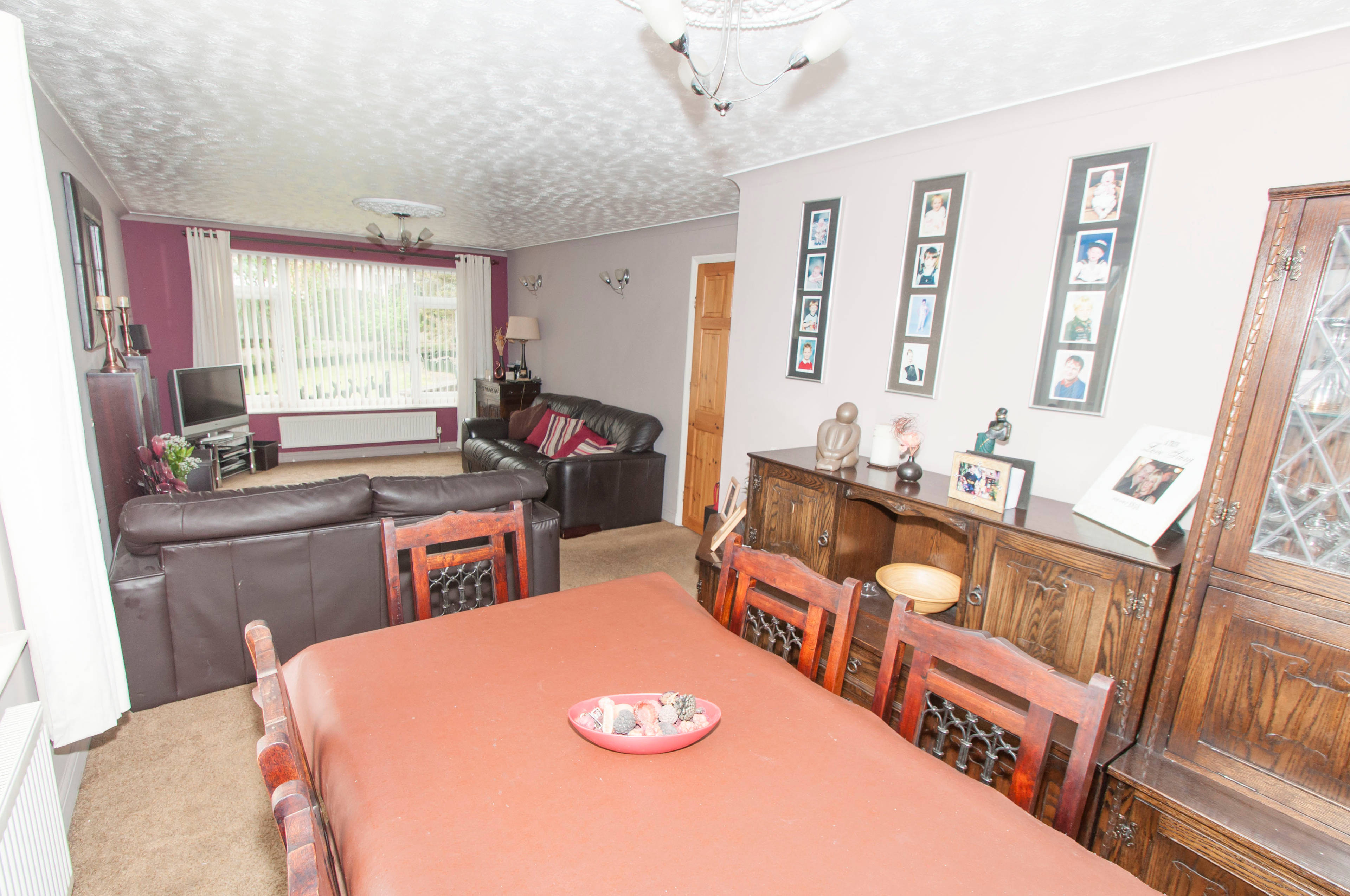 Lounge/Dining Room