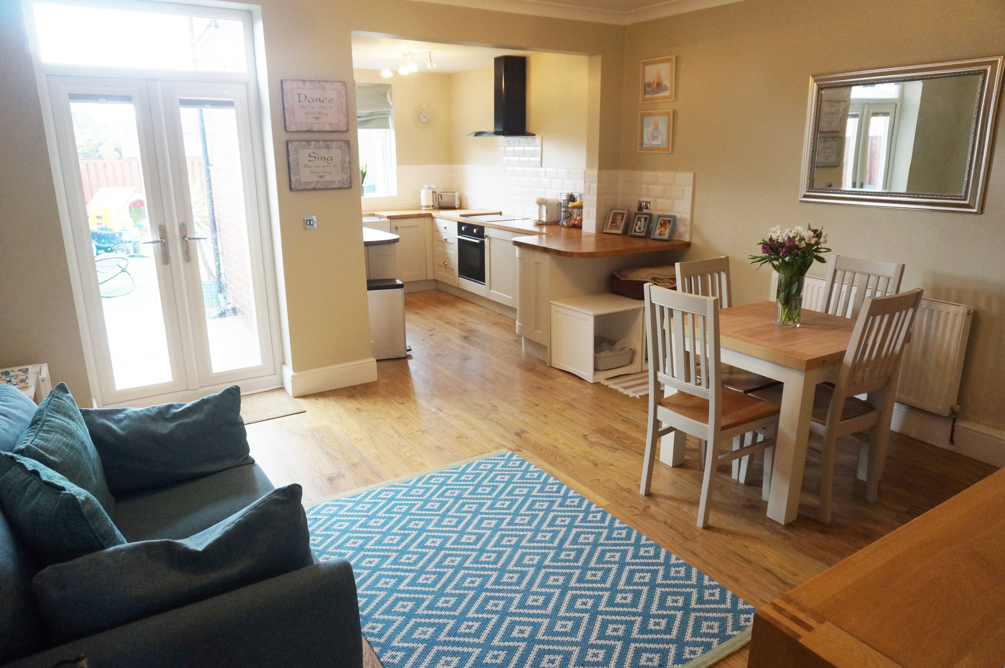 Kitchen/Dining Room