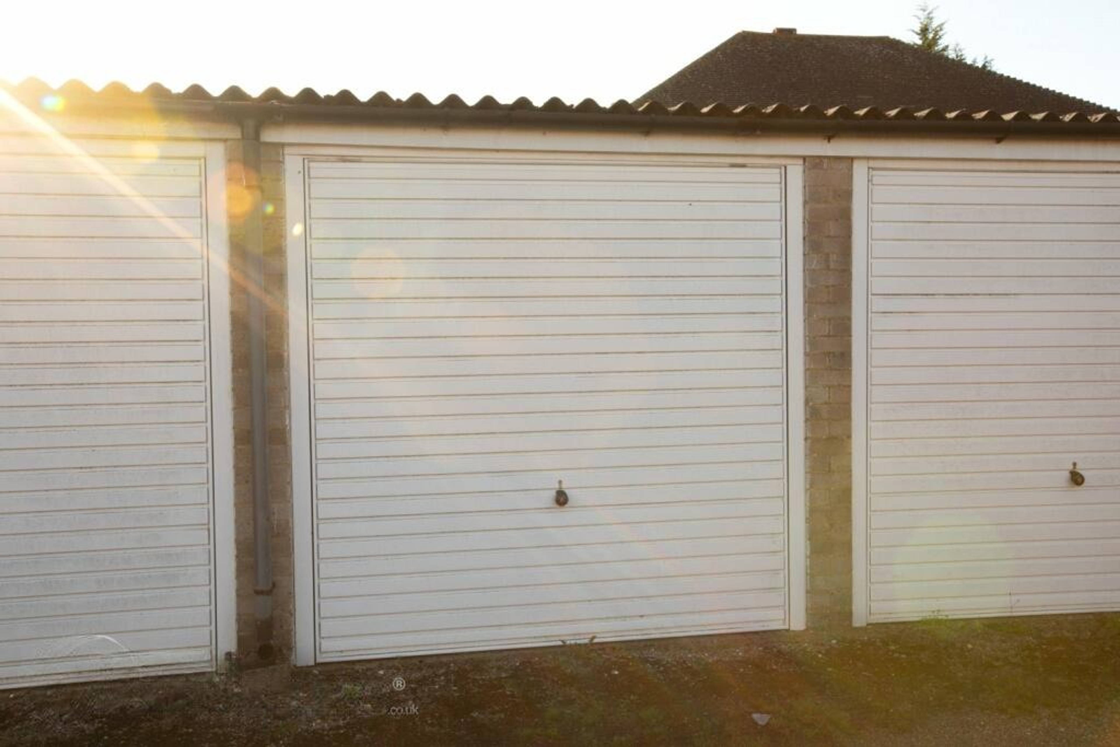 Garage En Bloc