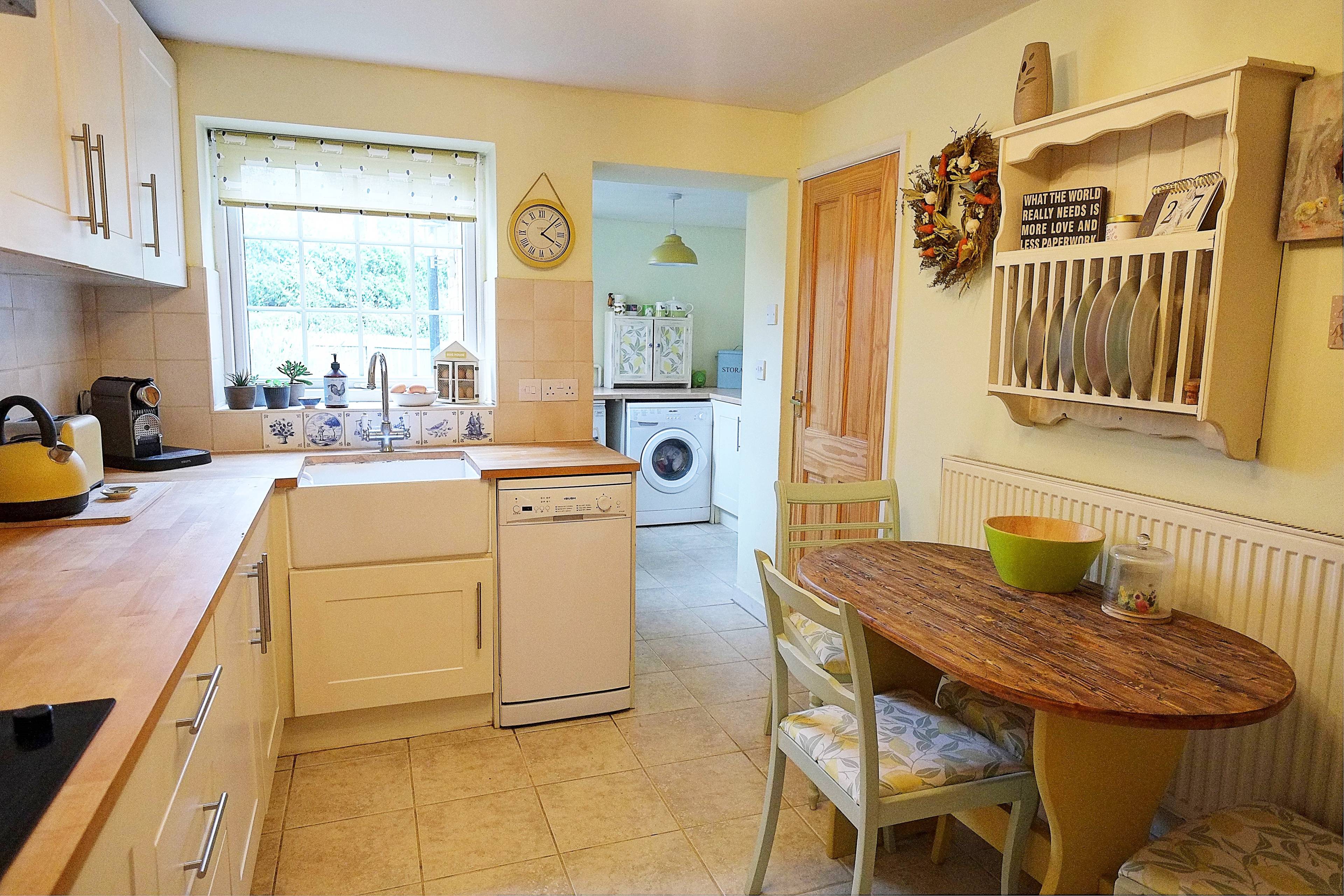 Cottage Kitchen