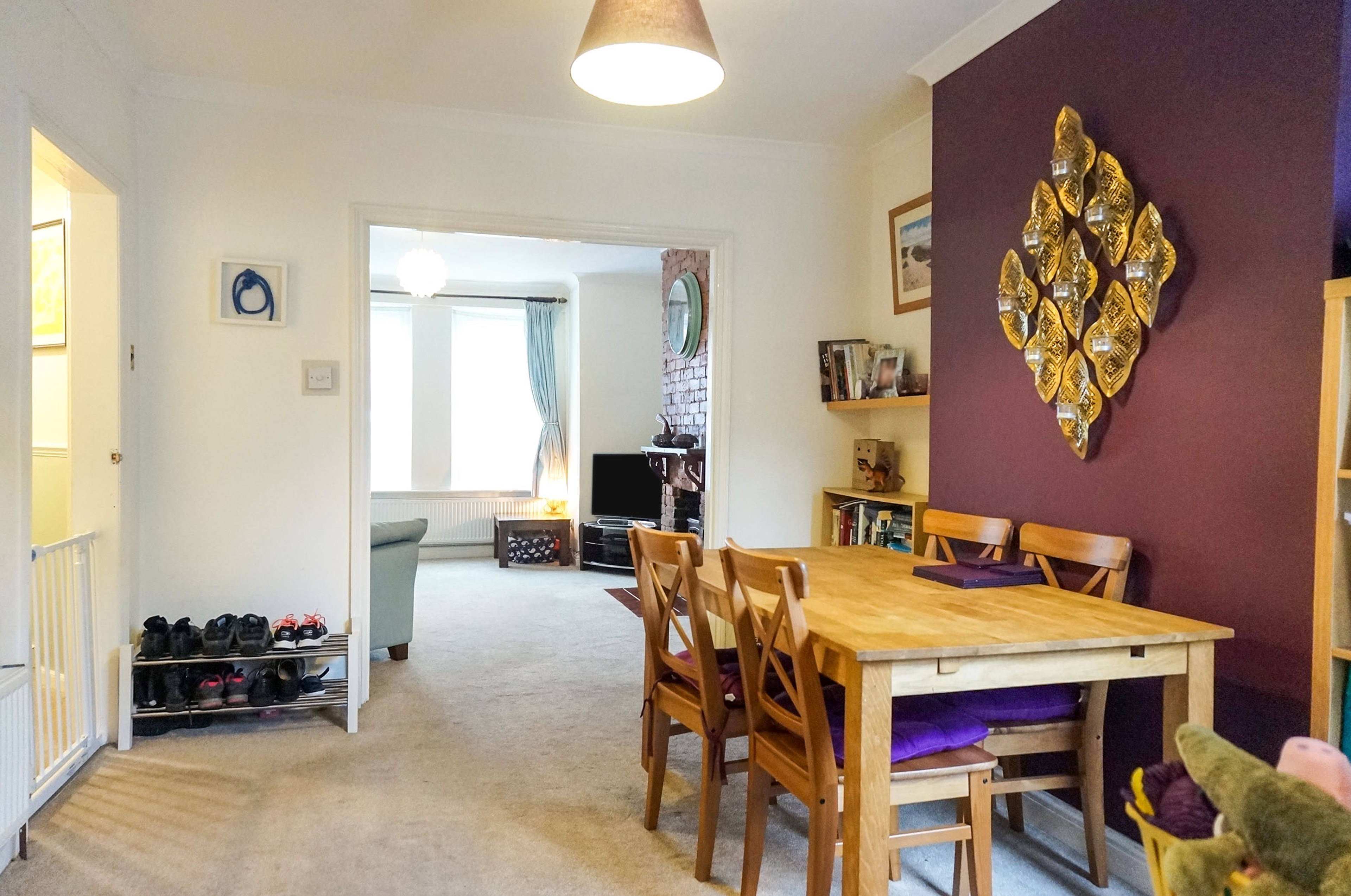 Lounge/Dining Room