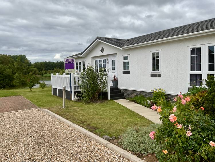 2 bedroom park home