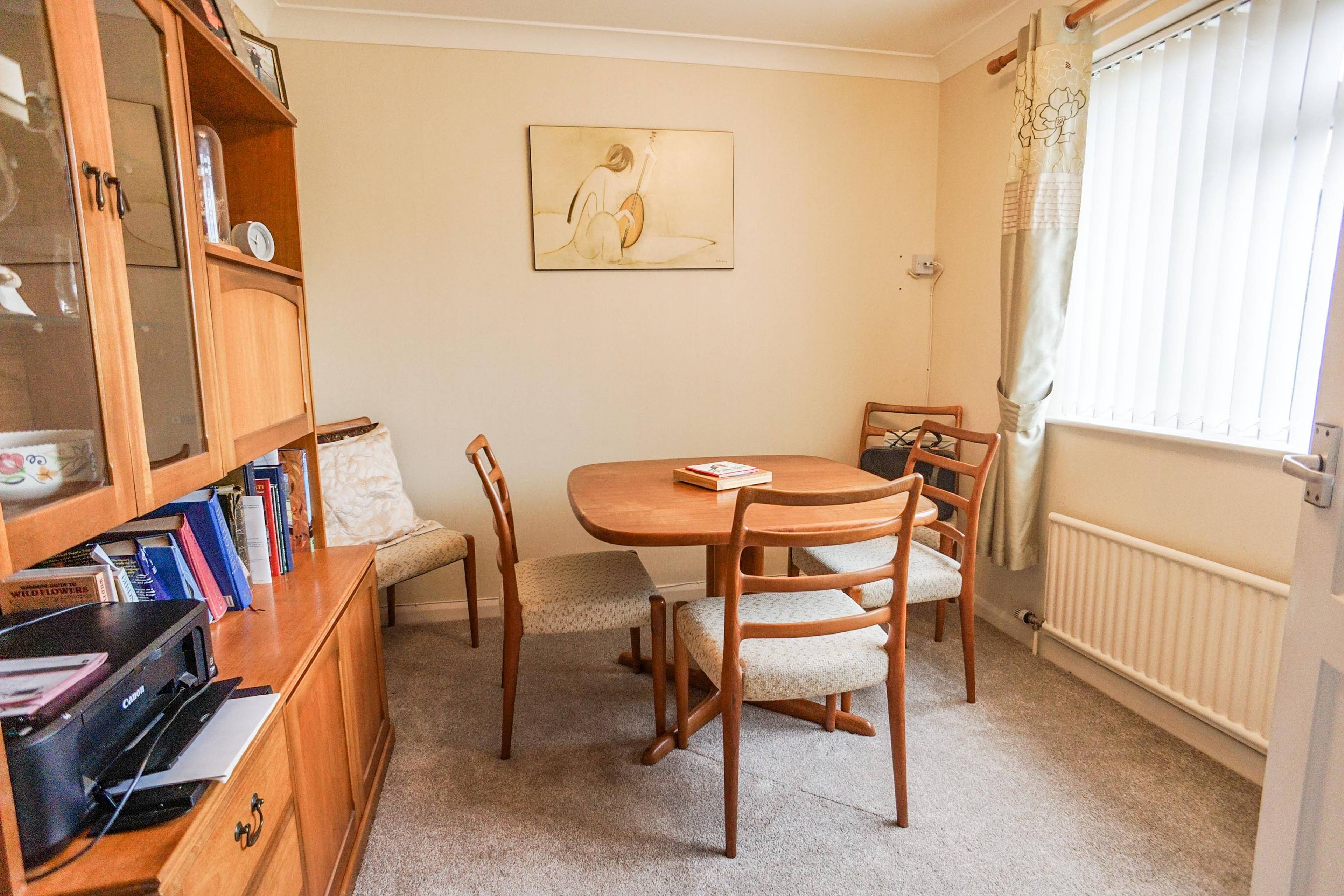 Dining Room/Bedroom 