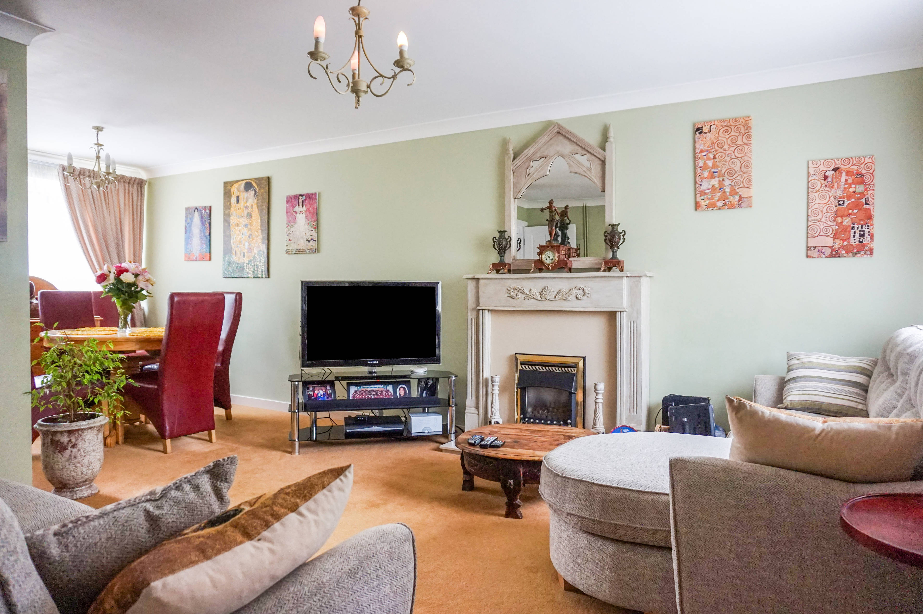 Living / Dining Room