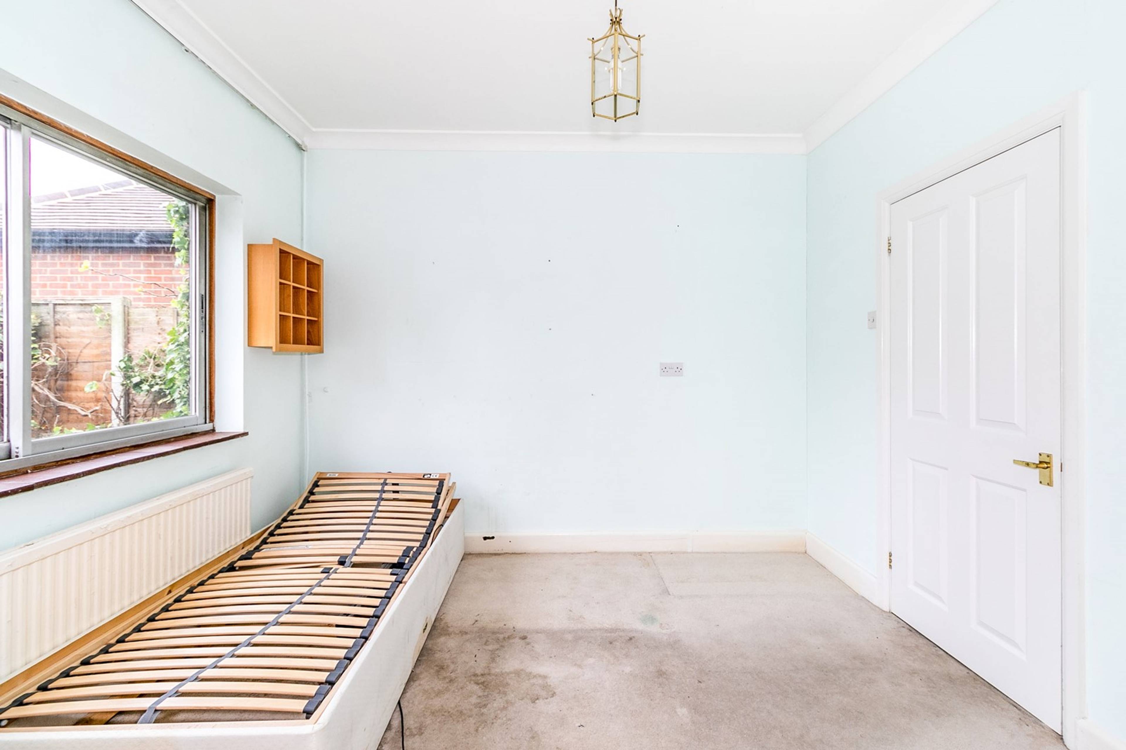 Reception/Bedroom