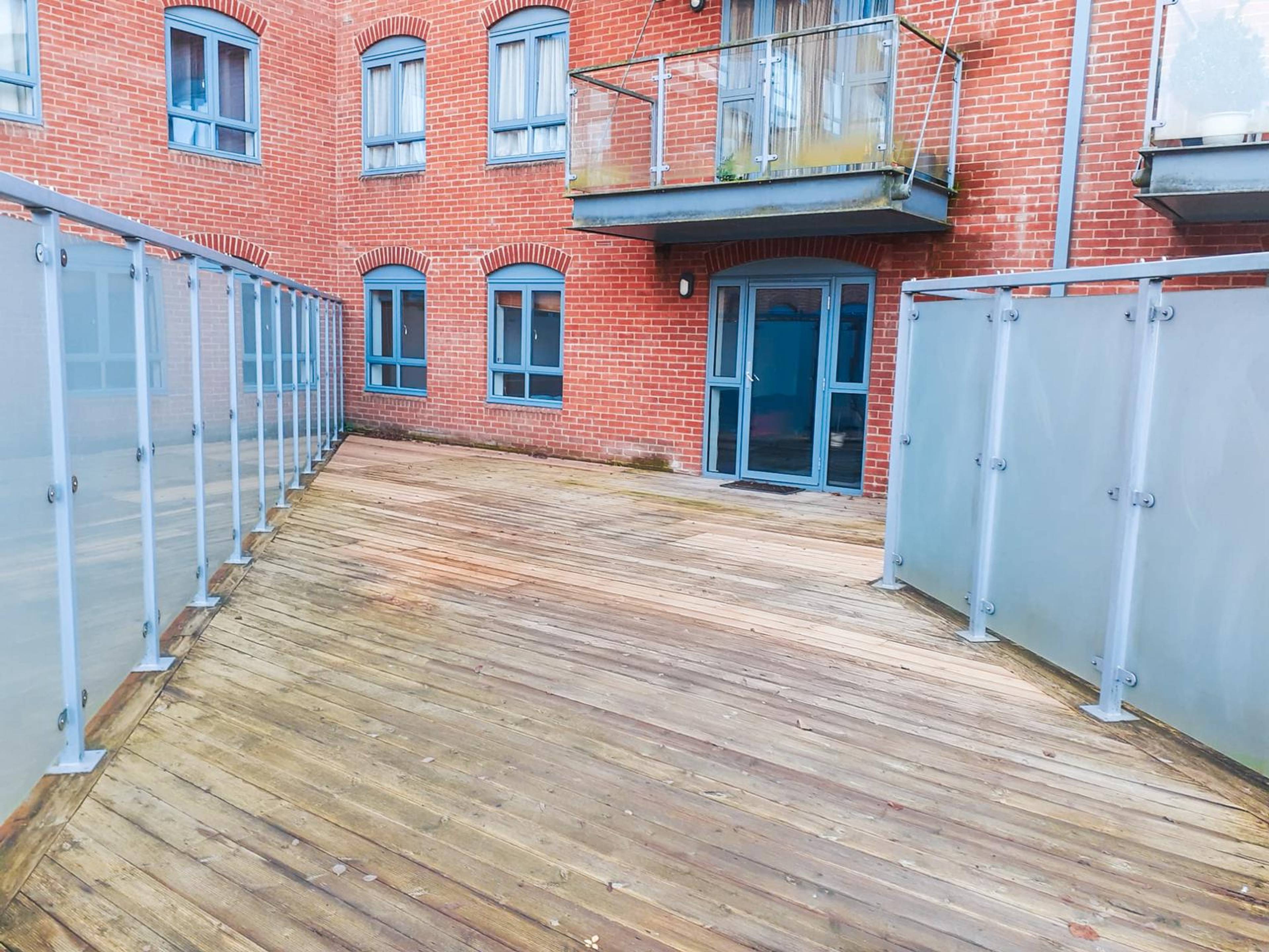 decking