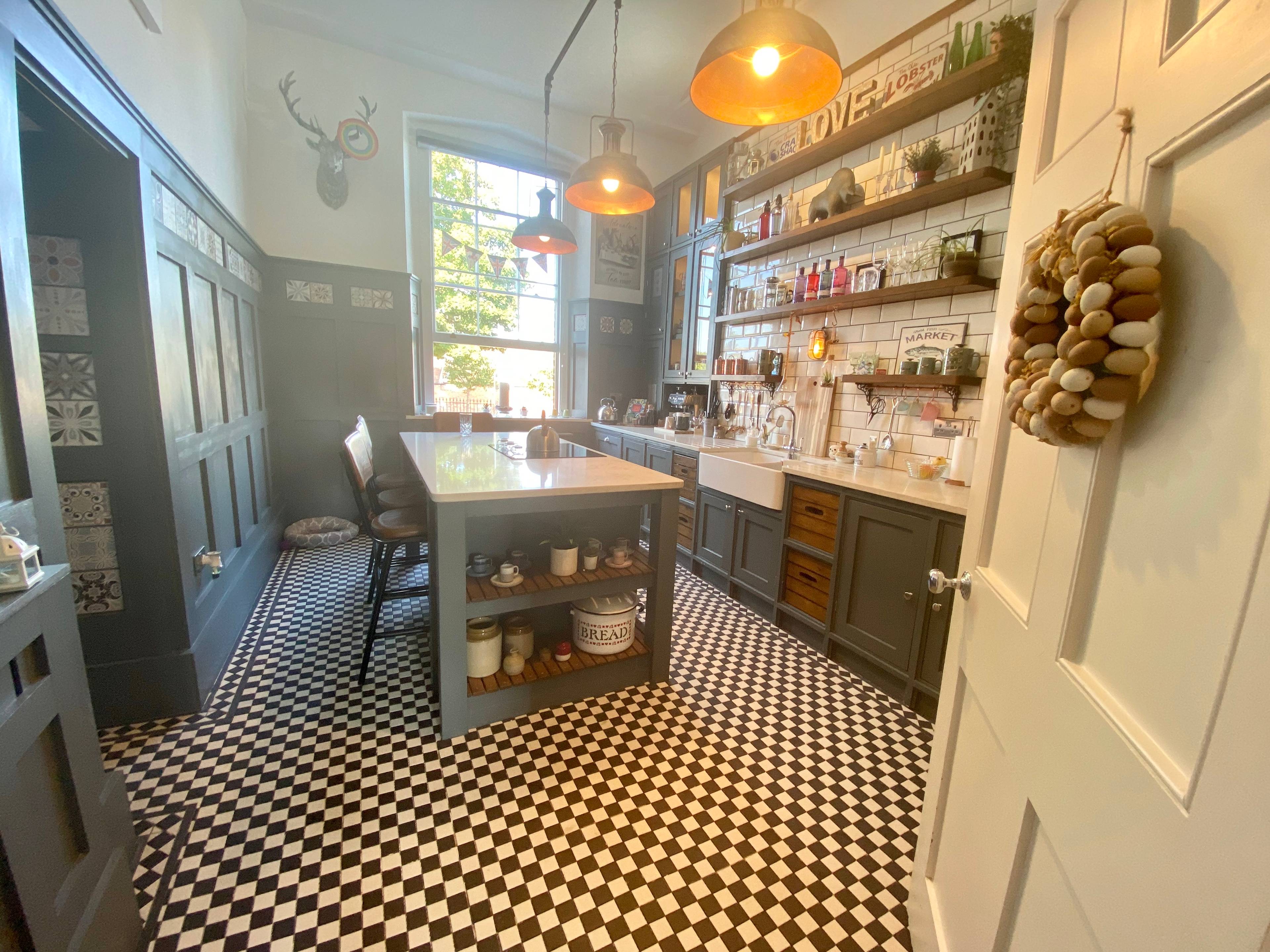 Kitchen/Dining Room