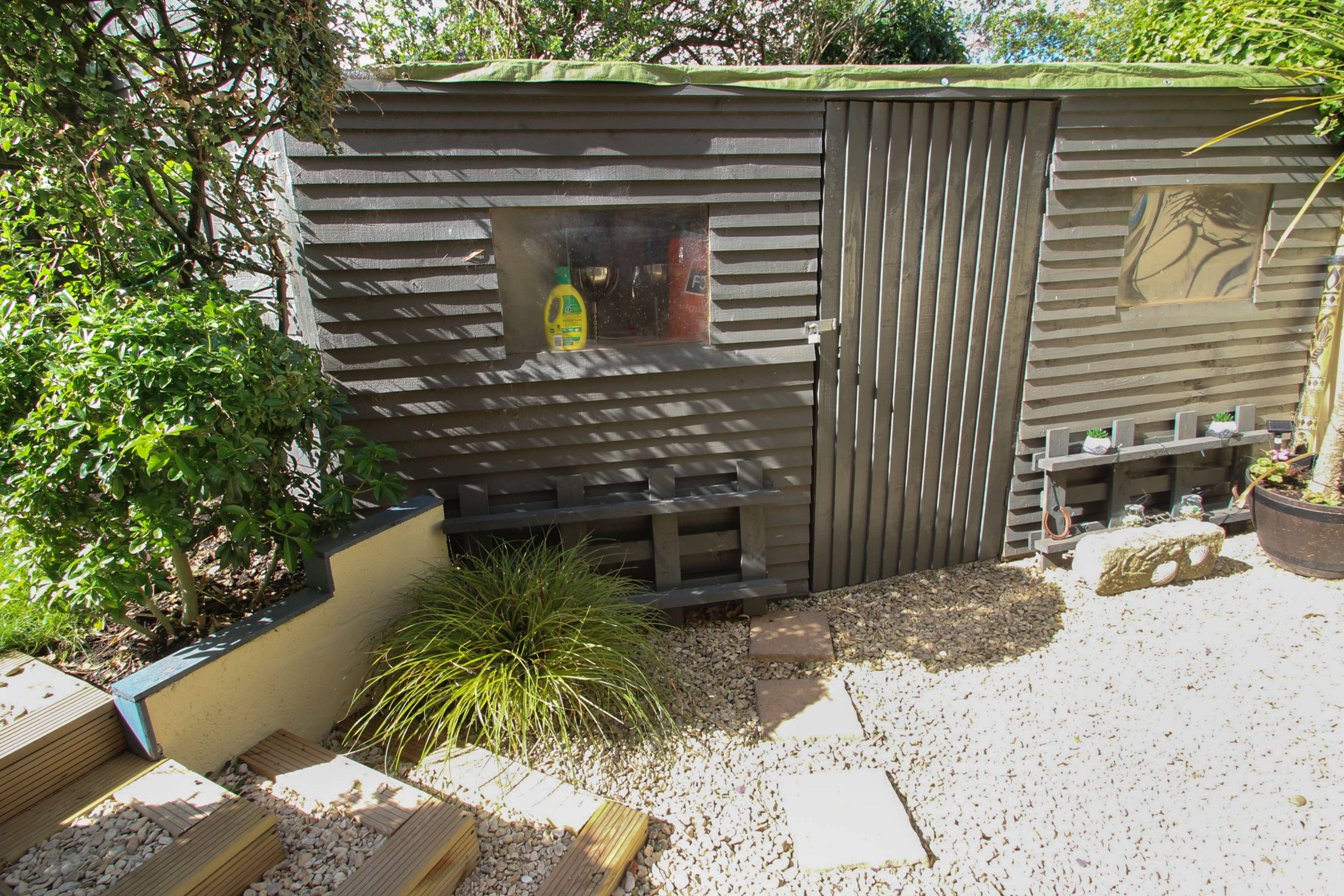 Shed